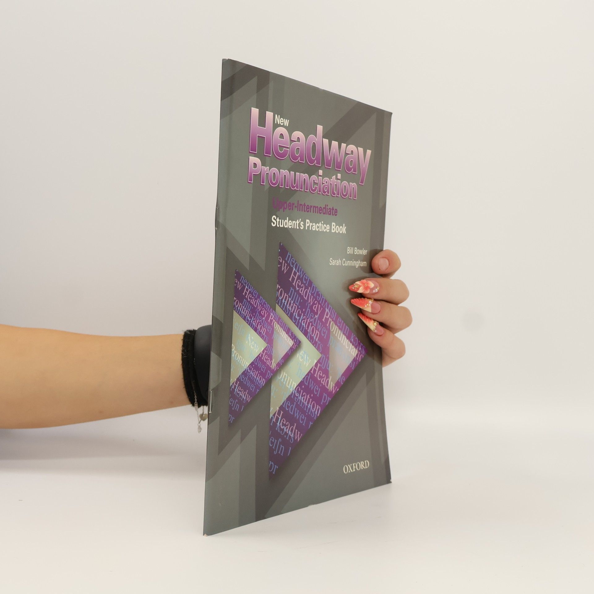 New Headway pronunciation course upper-intermediate. Student's practice book