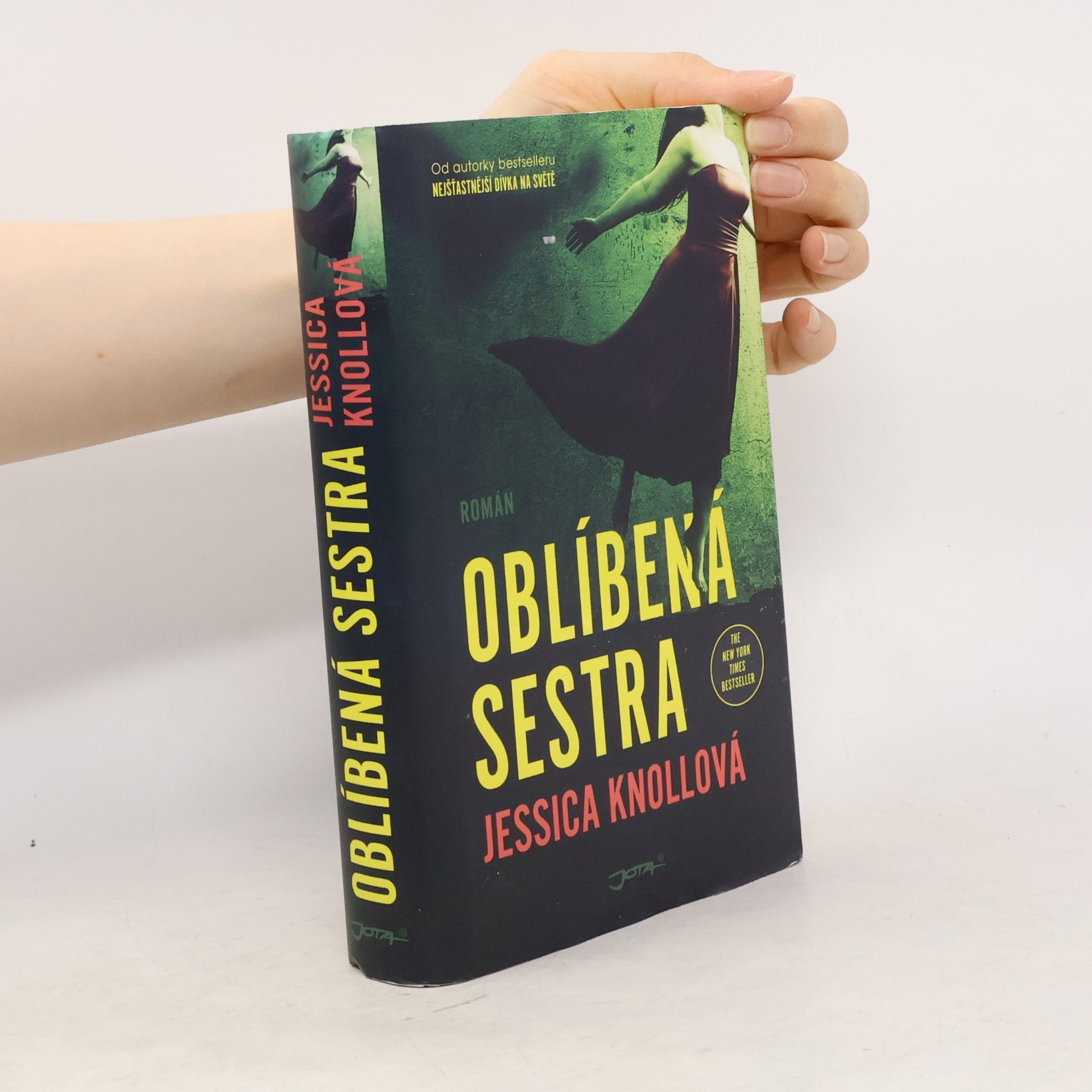 Oblíbená sestra