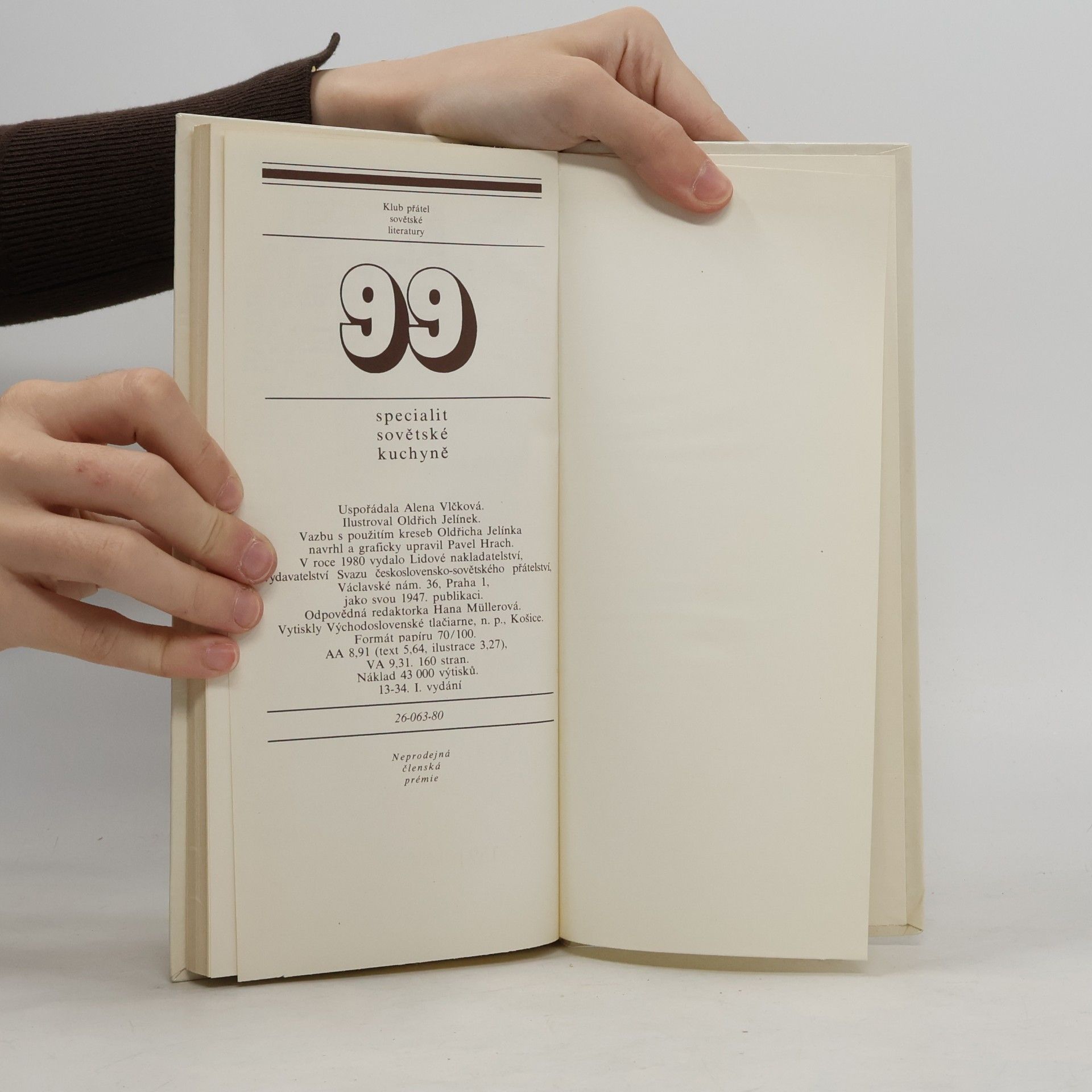 Oldřich Jelínek 99 specialit sovětské kuchyně