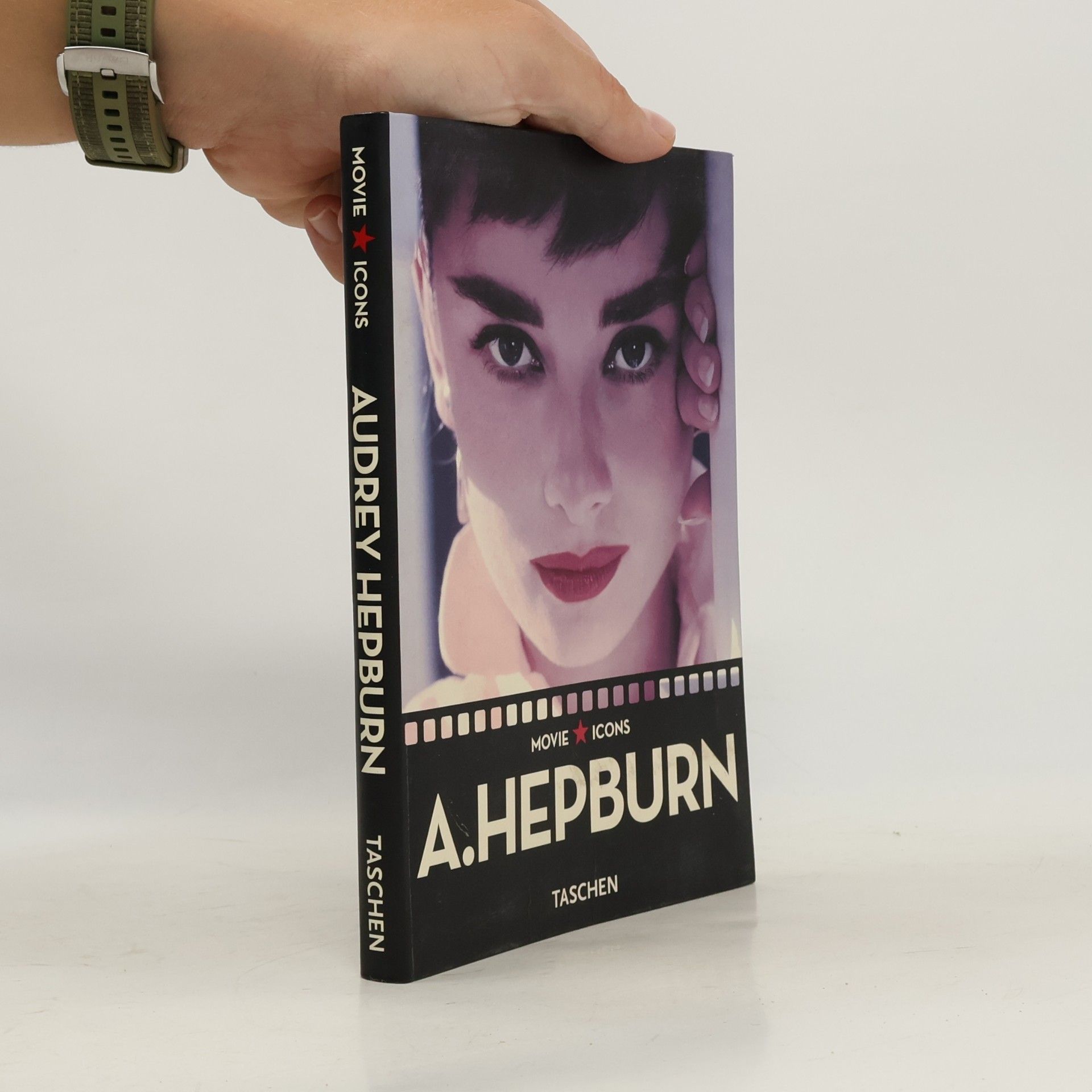 Collectif d'auteurs A. Hepburn