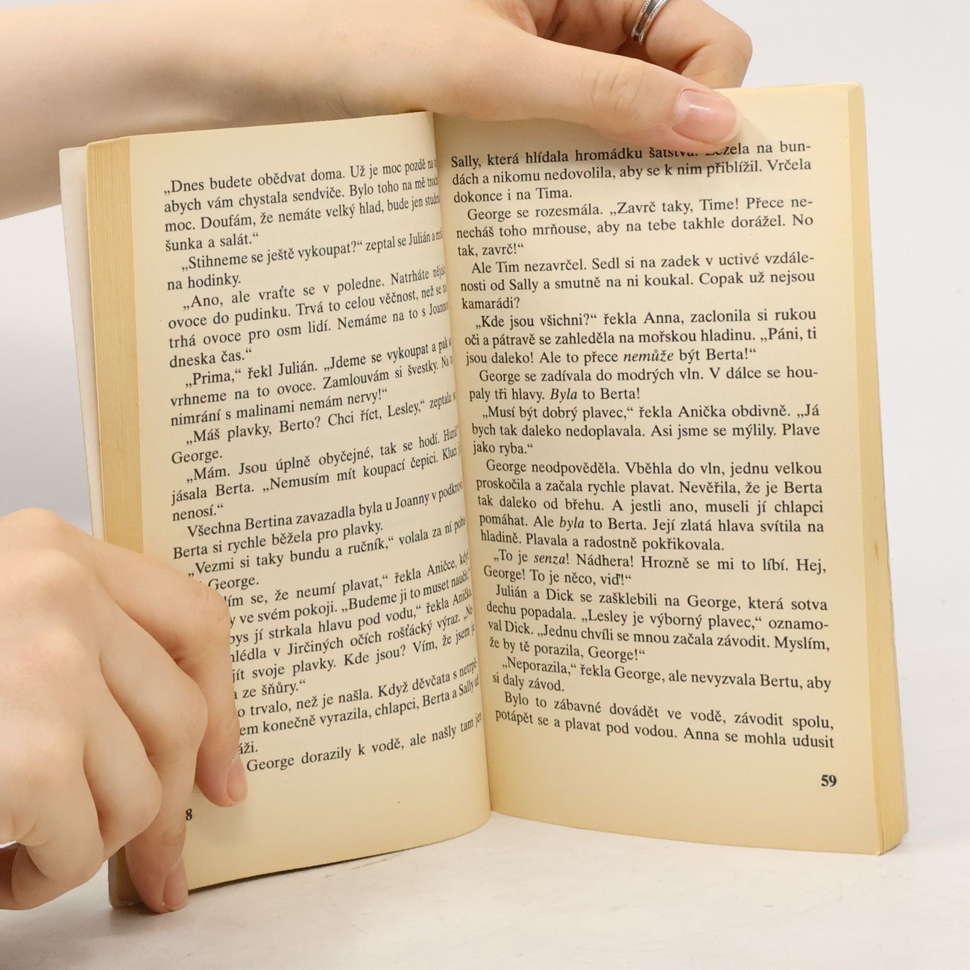 Enid Blyton Správná pětka. Pětka a únosci