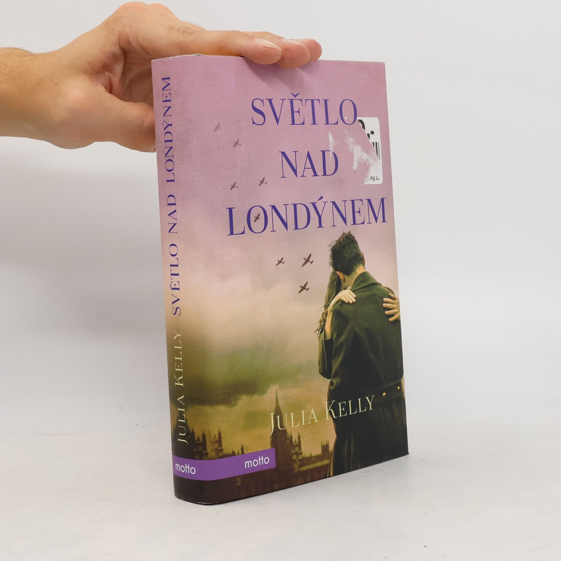 Julia Kelly Světlo nad Londýnem