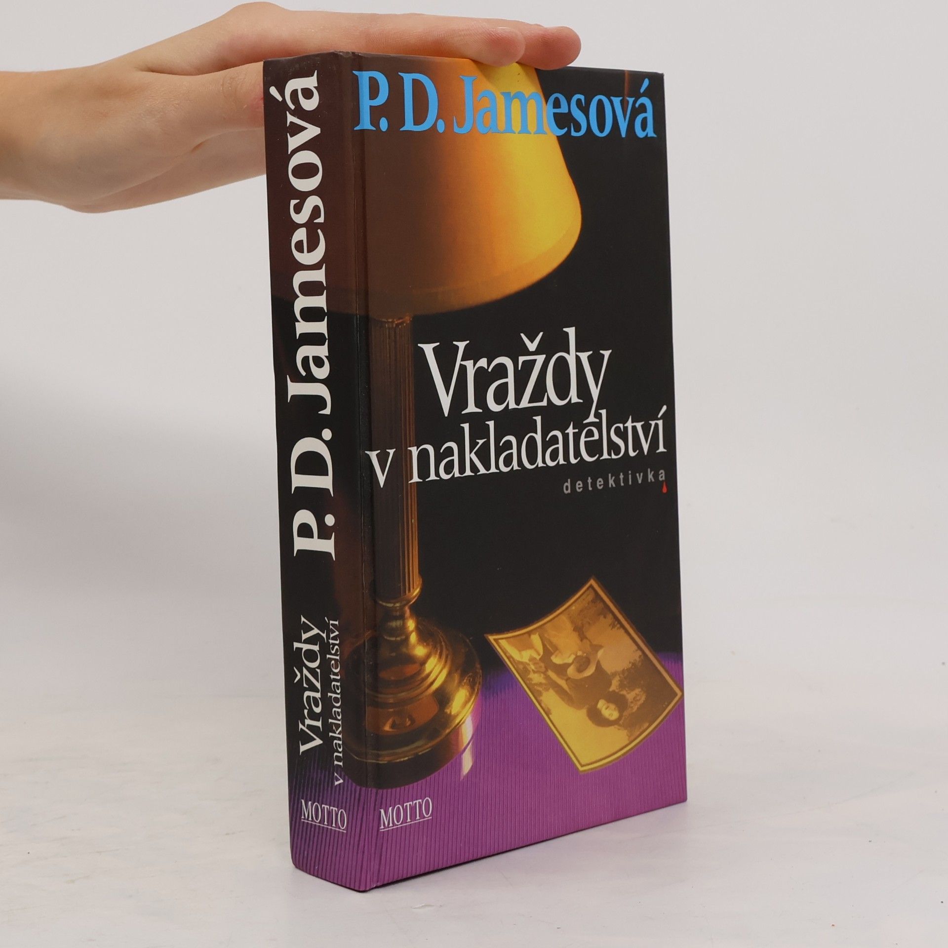 Phyllis Dorothy James Vraždy v nakladatelství