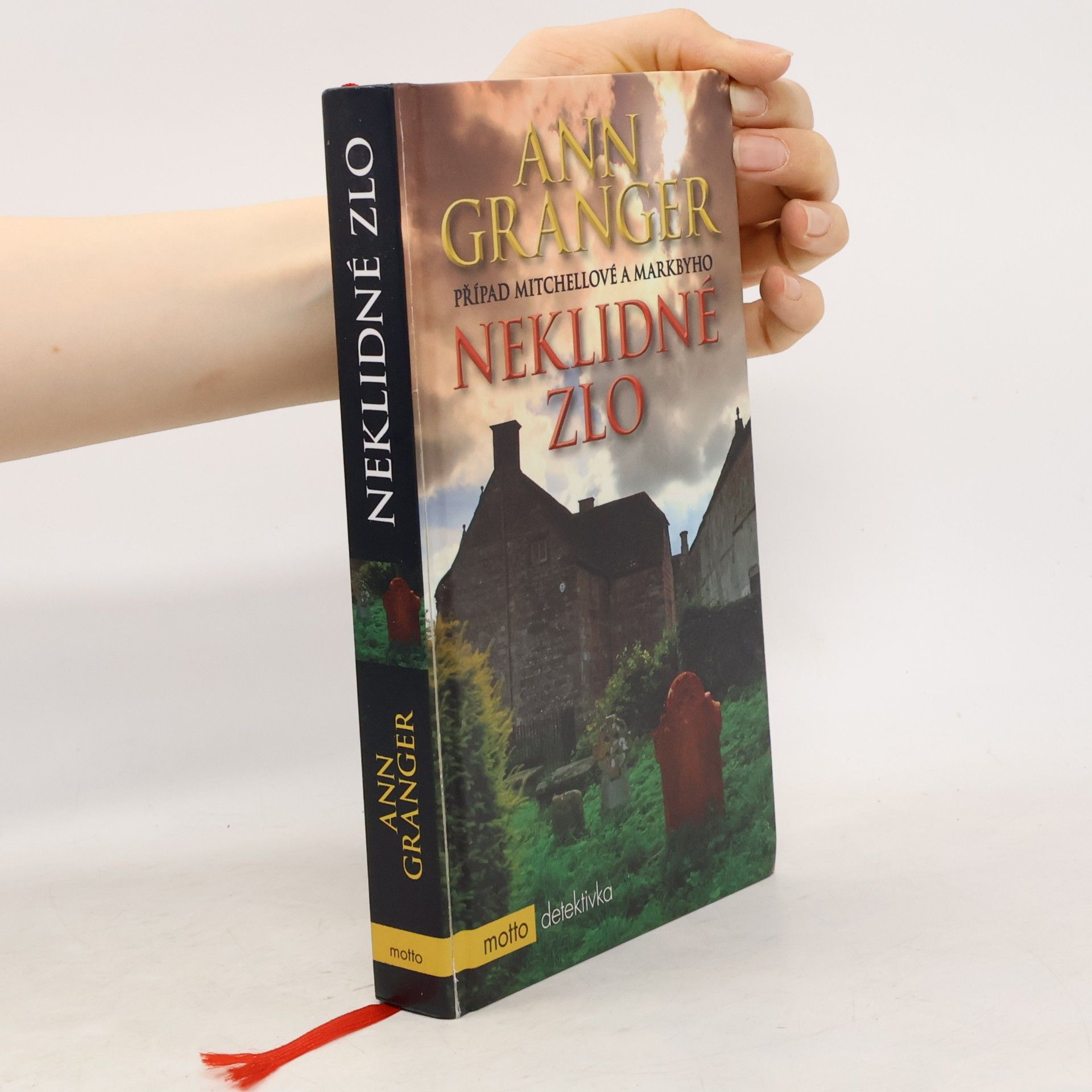 Ann Granger Neklidné zlo