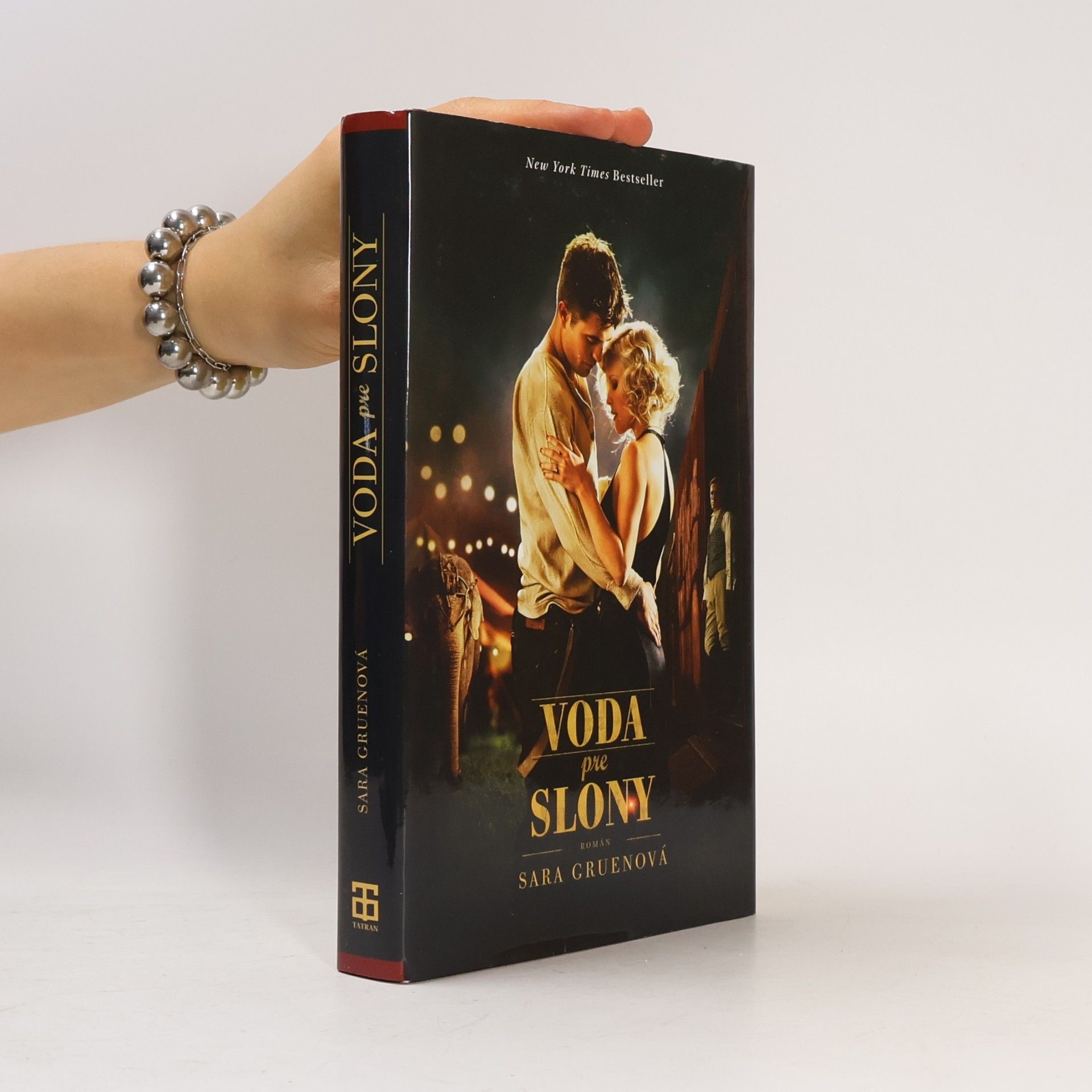 Sara Gruen Voda pre slony