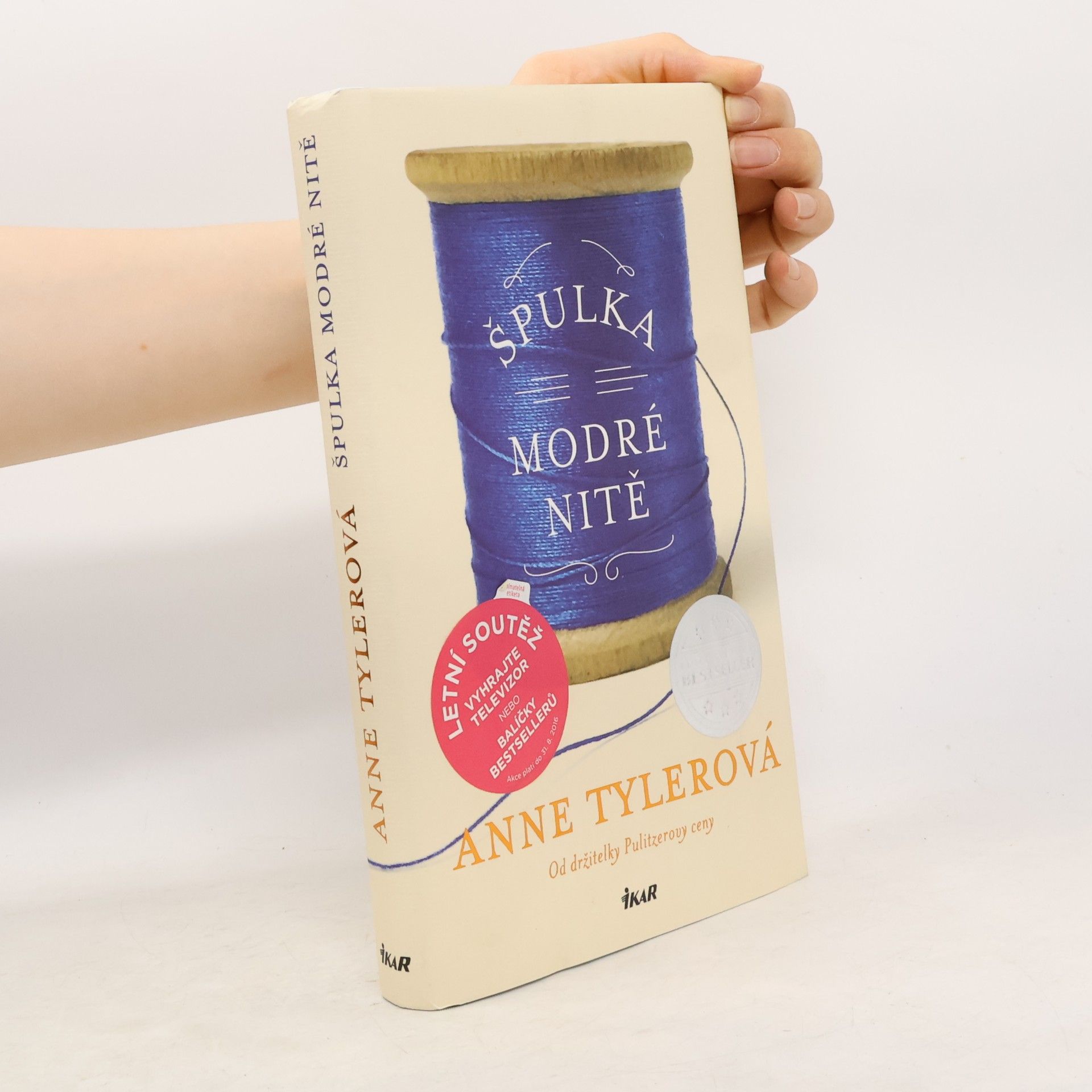 Anne Tyler Špulka modré nitě