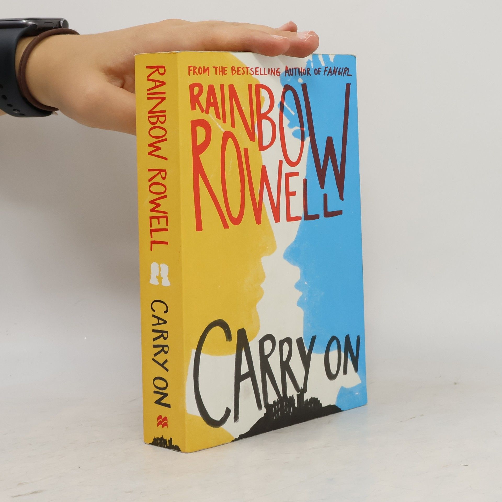 Rainbow Rowell Carry on
