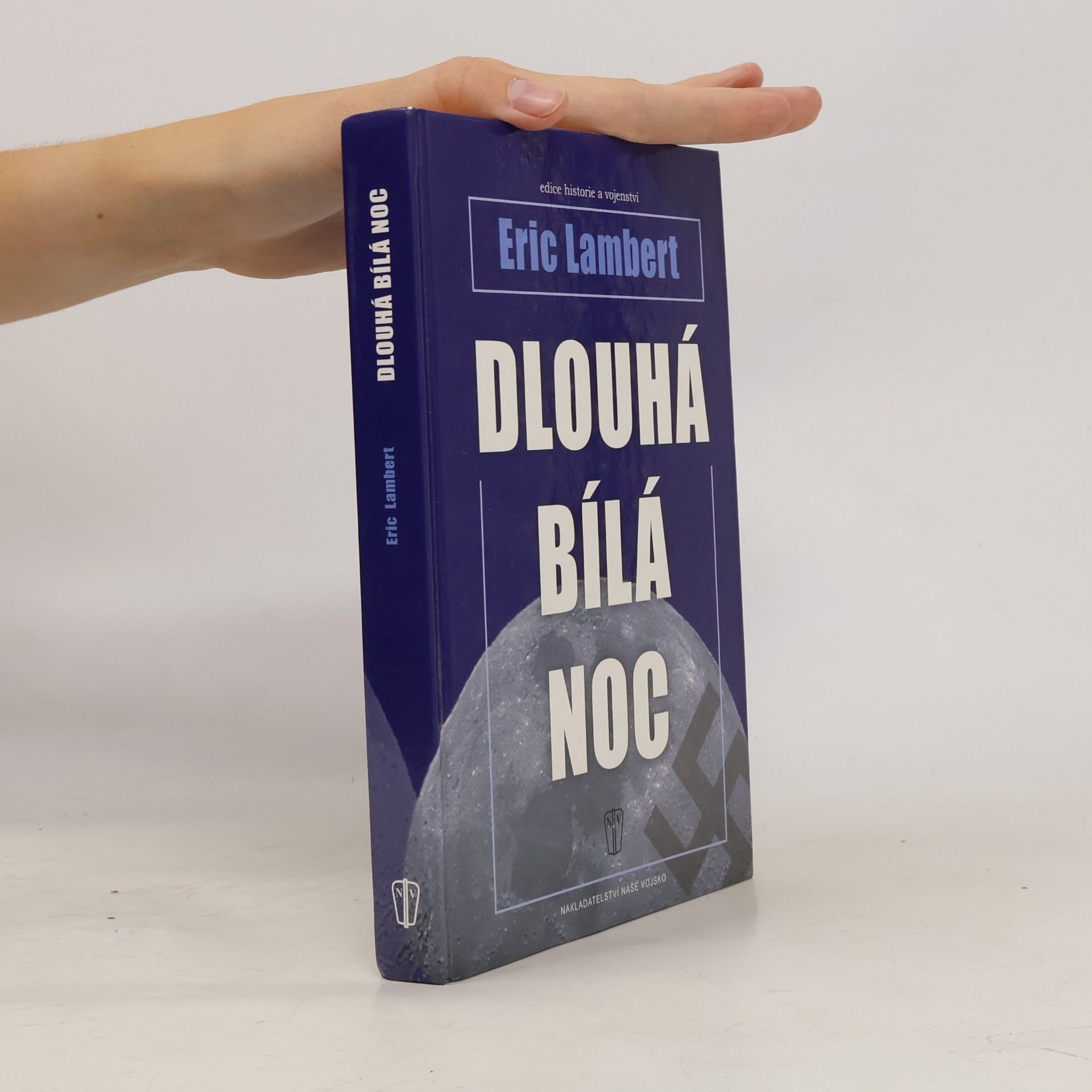 Eric Lambert Dlouhá bílá noc