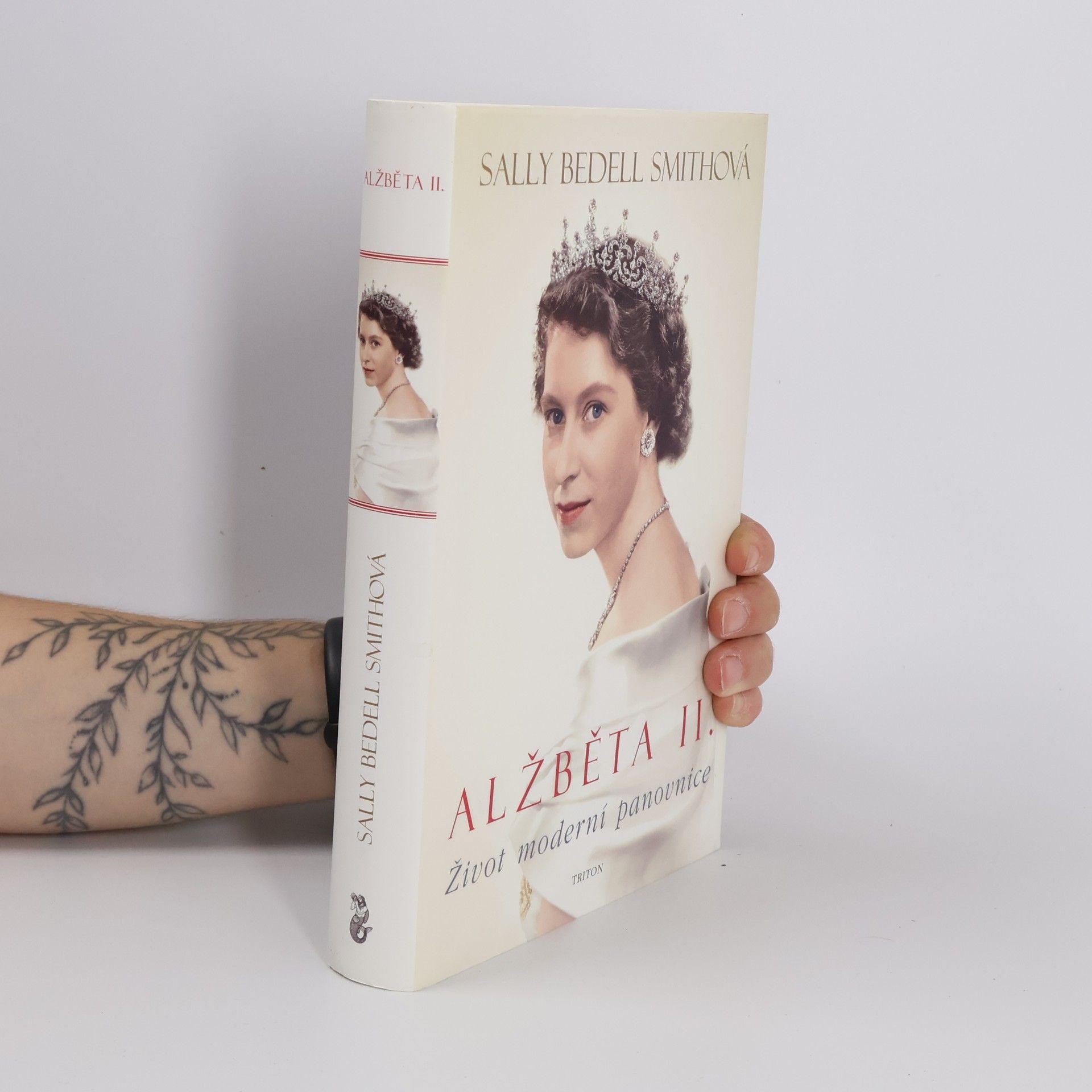 Sally Bedell Smith Alžběta II. Život moderní panovnice