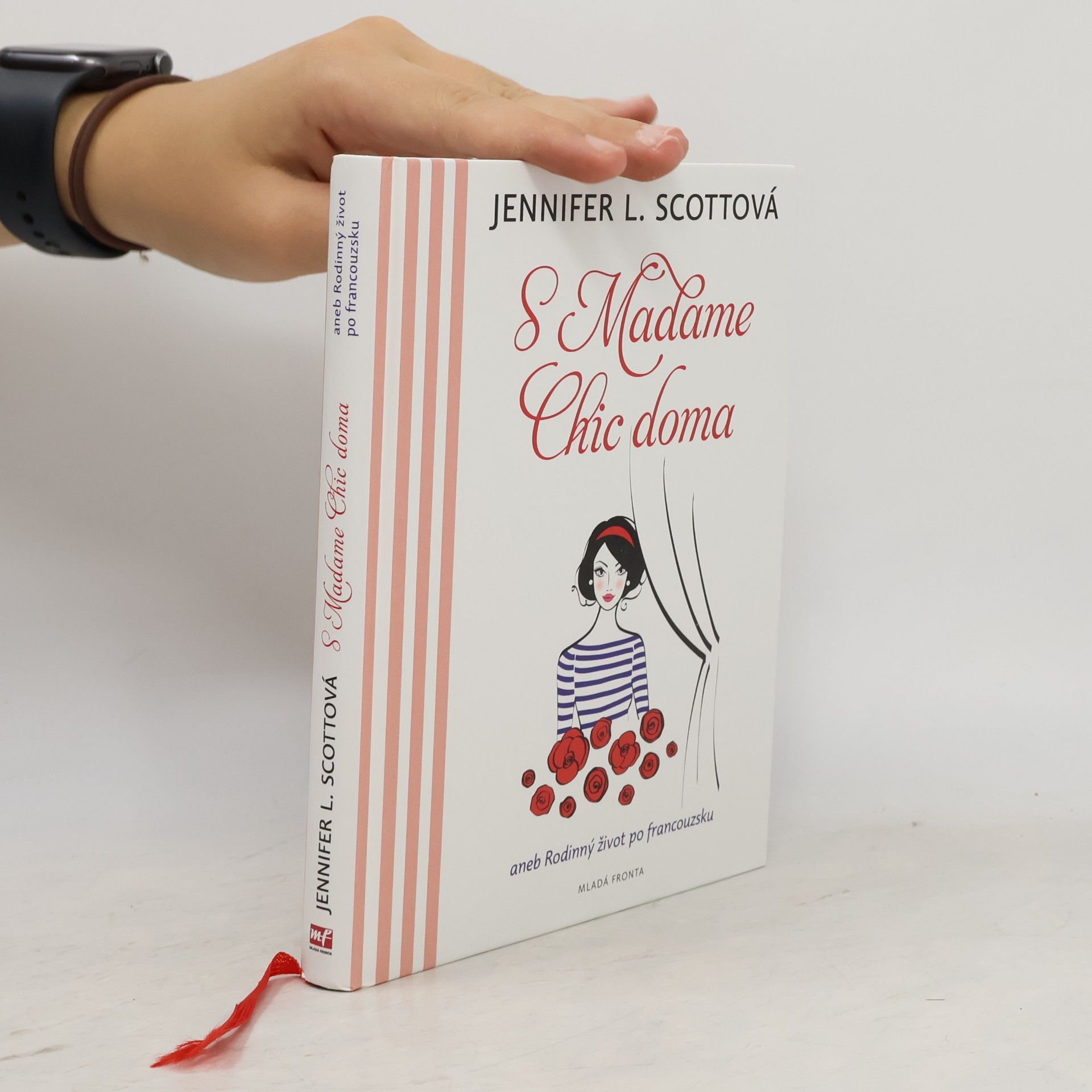 Jennifer L. Scott S Madame Chic doma