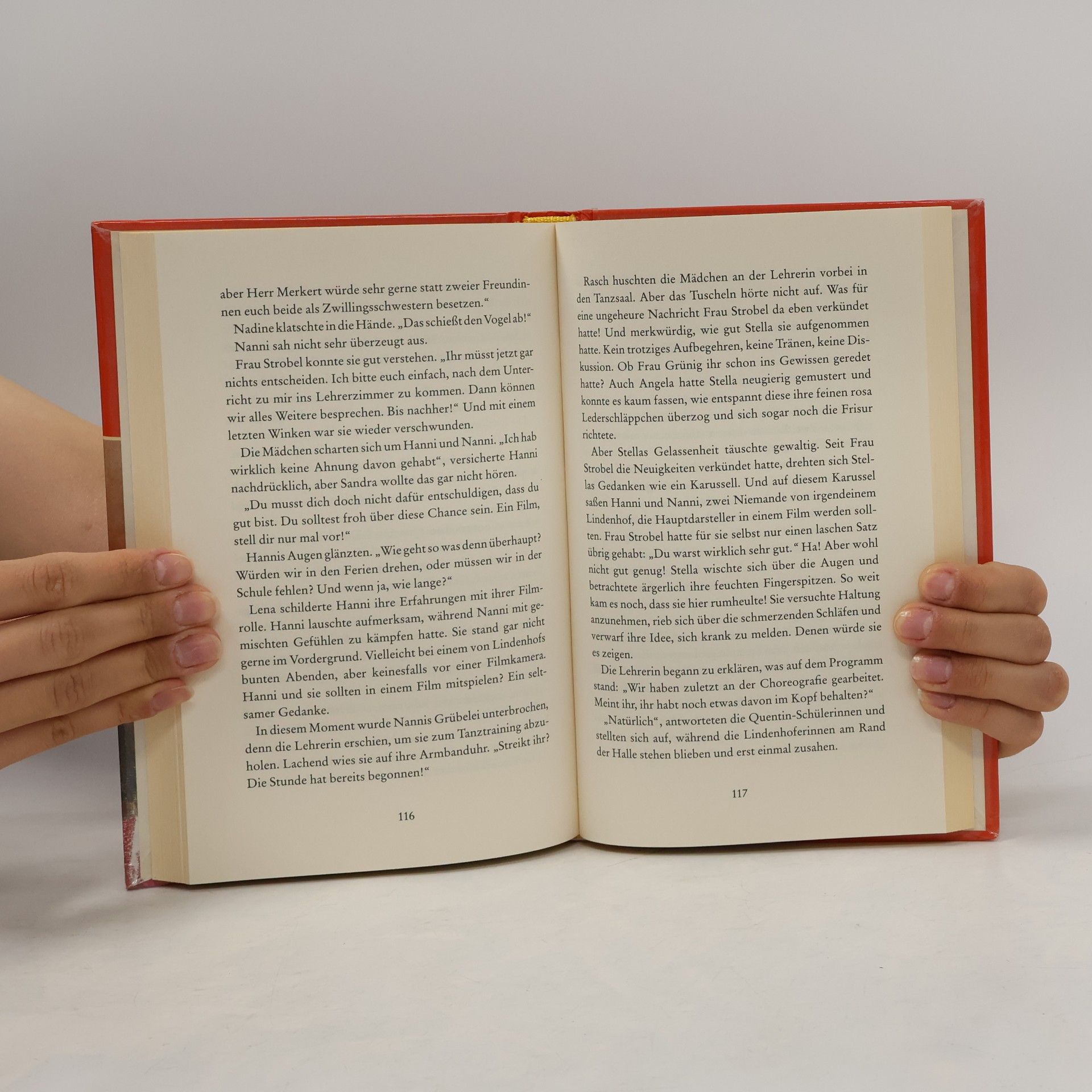 Enid Blyton Hanni und Nanni schnuppern Bühnenluft