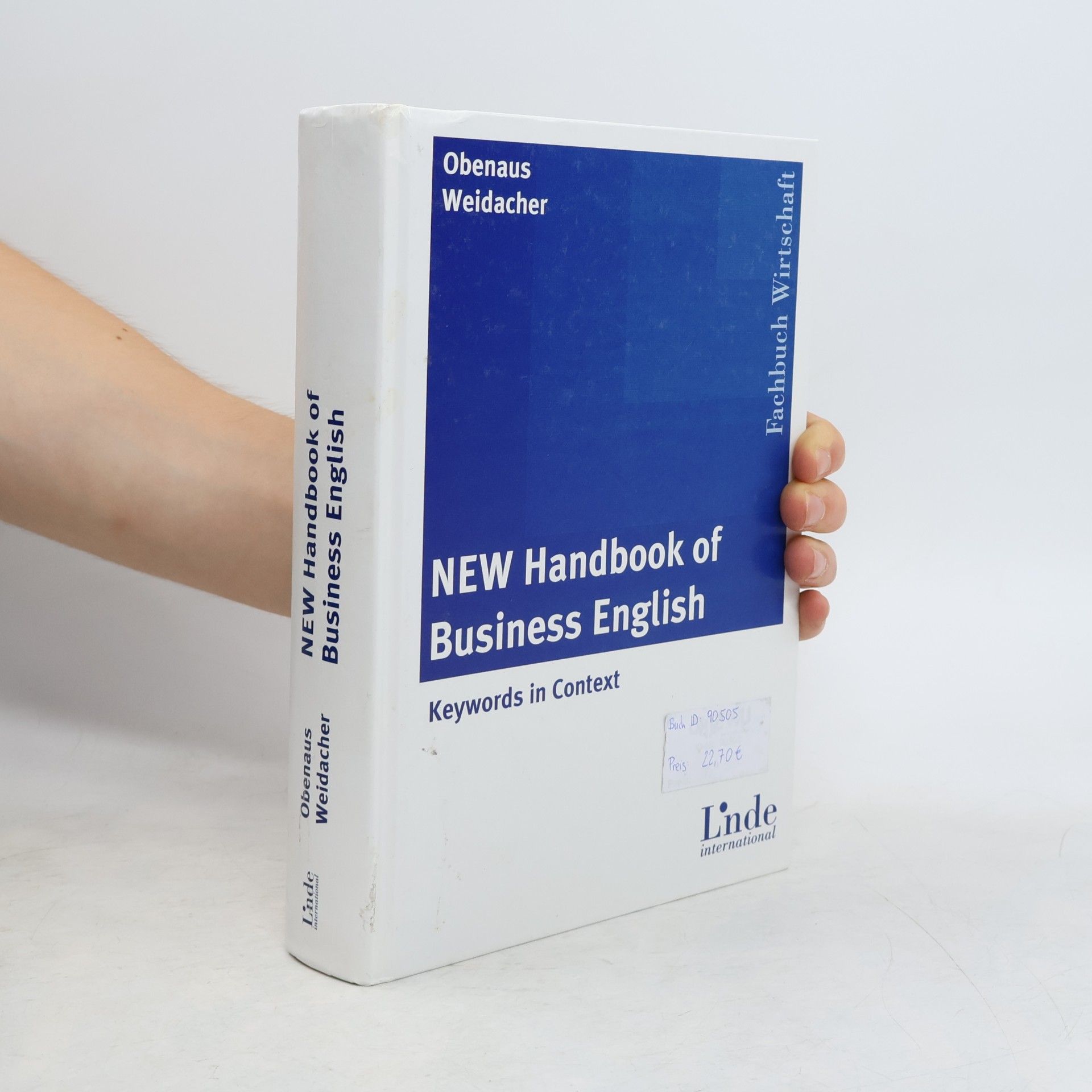 New handbook of business English : keywords in context