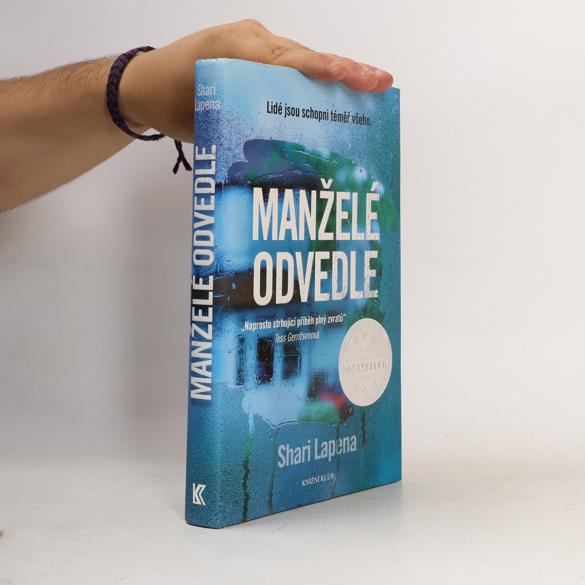 Shari Lapena Manželé odvedle