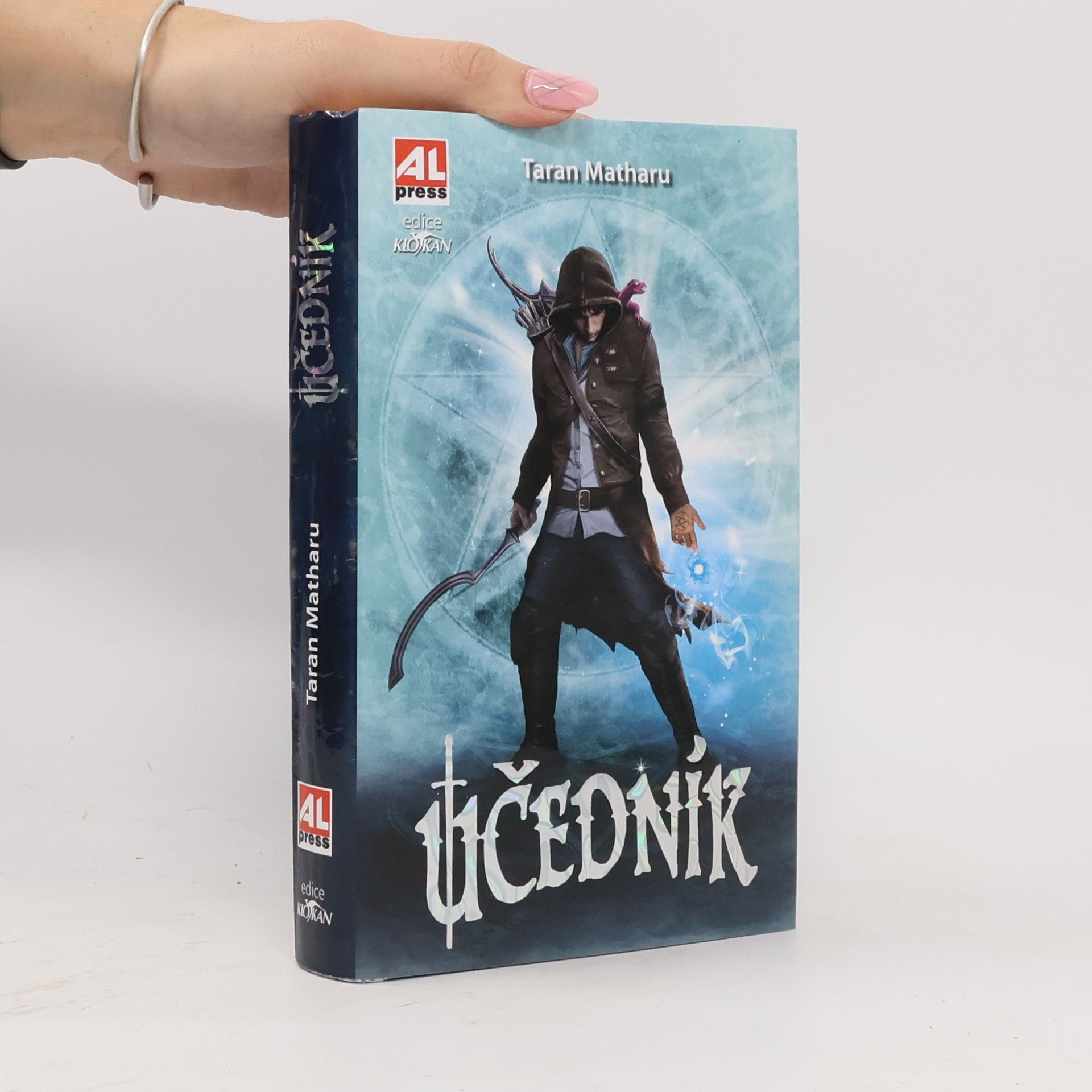 Taran Matharu Učedník