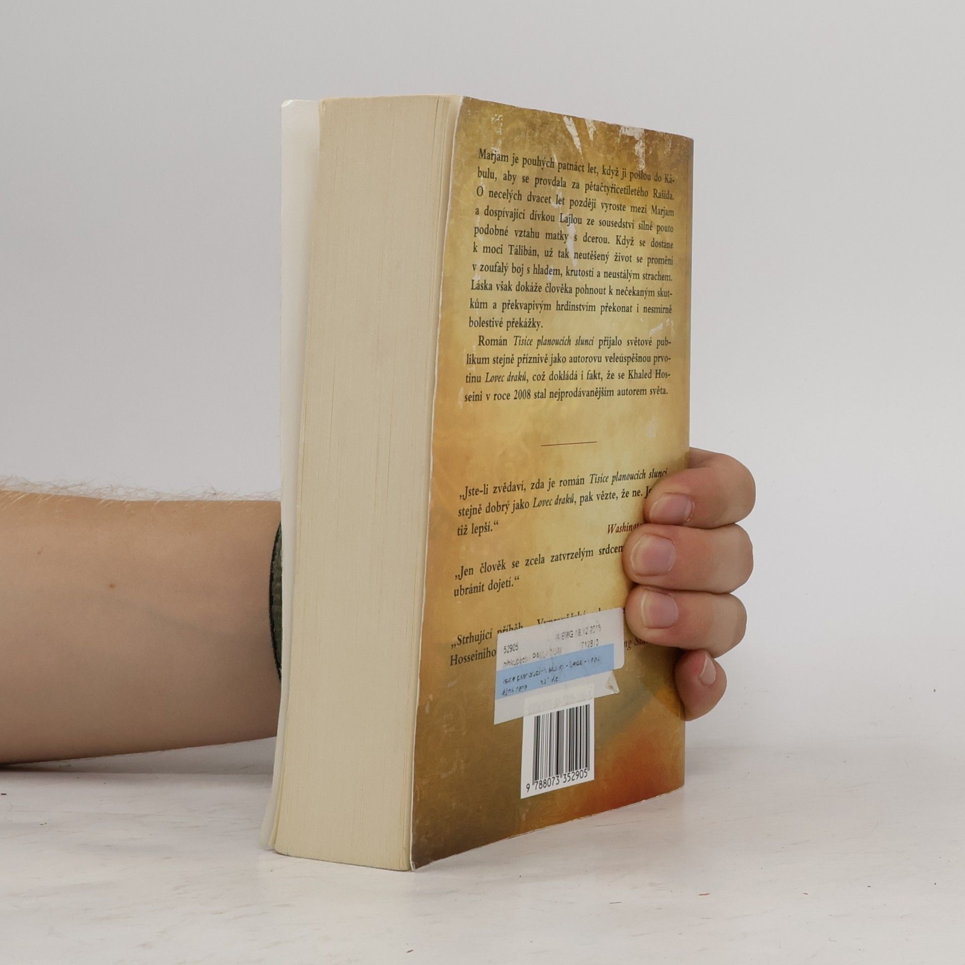 Khaled Hosseini Tisíce planoucích sluncí