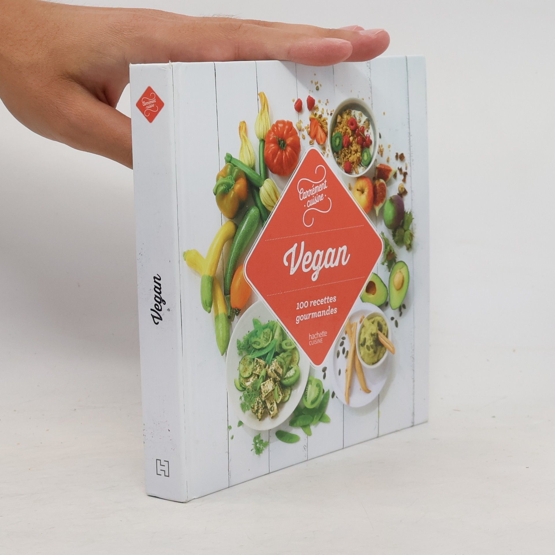 Staff Of Hachette Pratique Vegan 100 recettes gourmandes