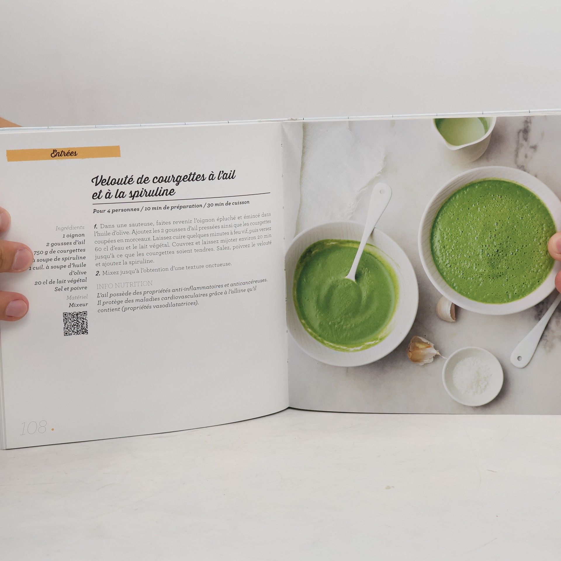 Staff Of Hachette Pratique Vegan 100 recettes gourmandes