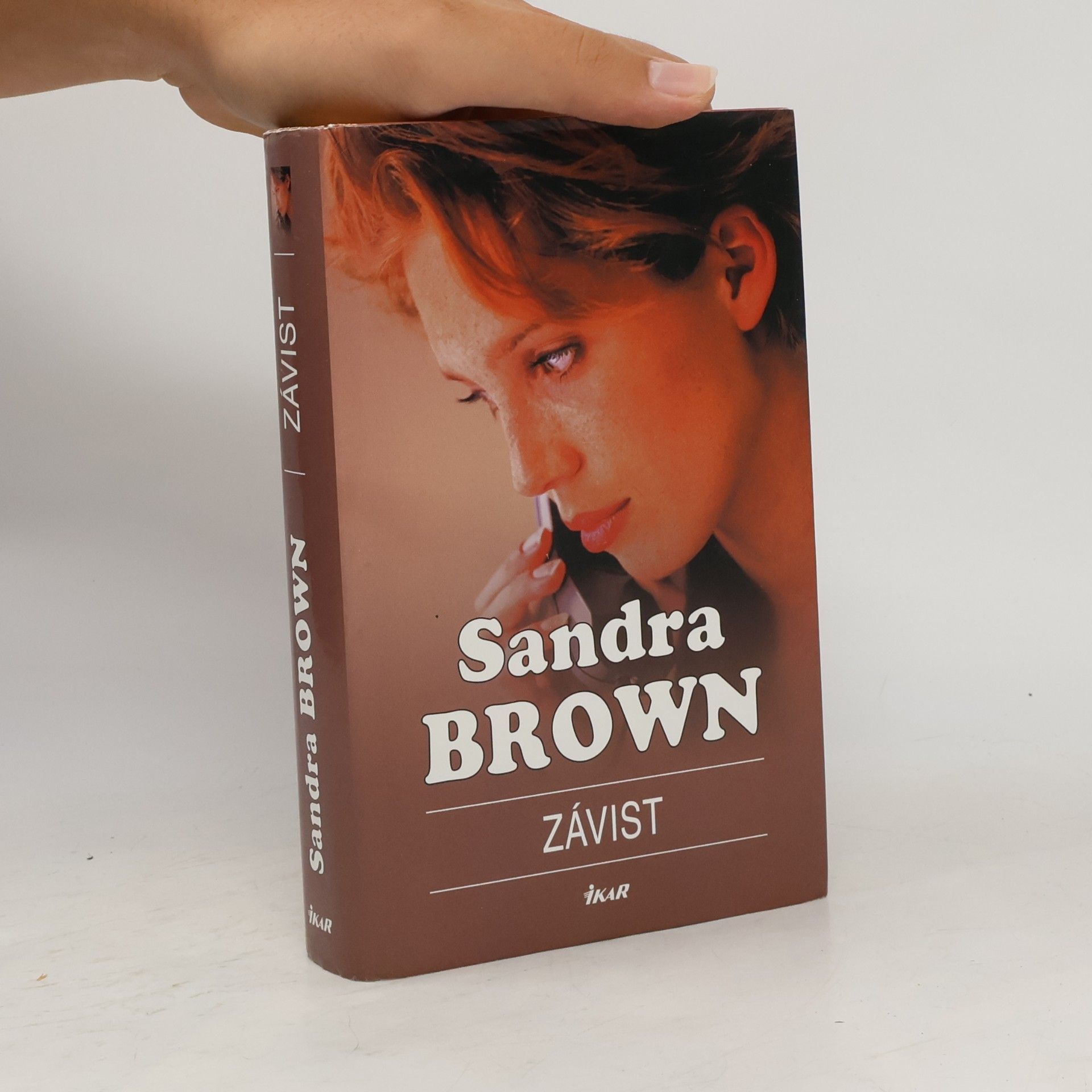 Sandra Brown Závist