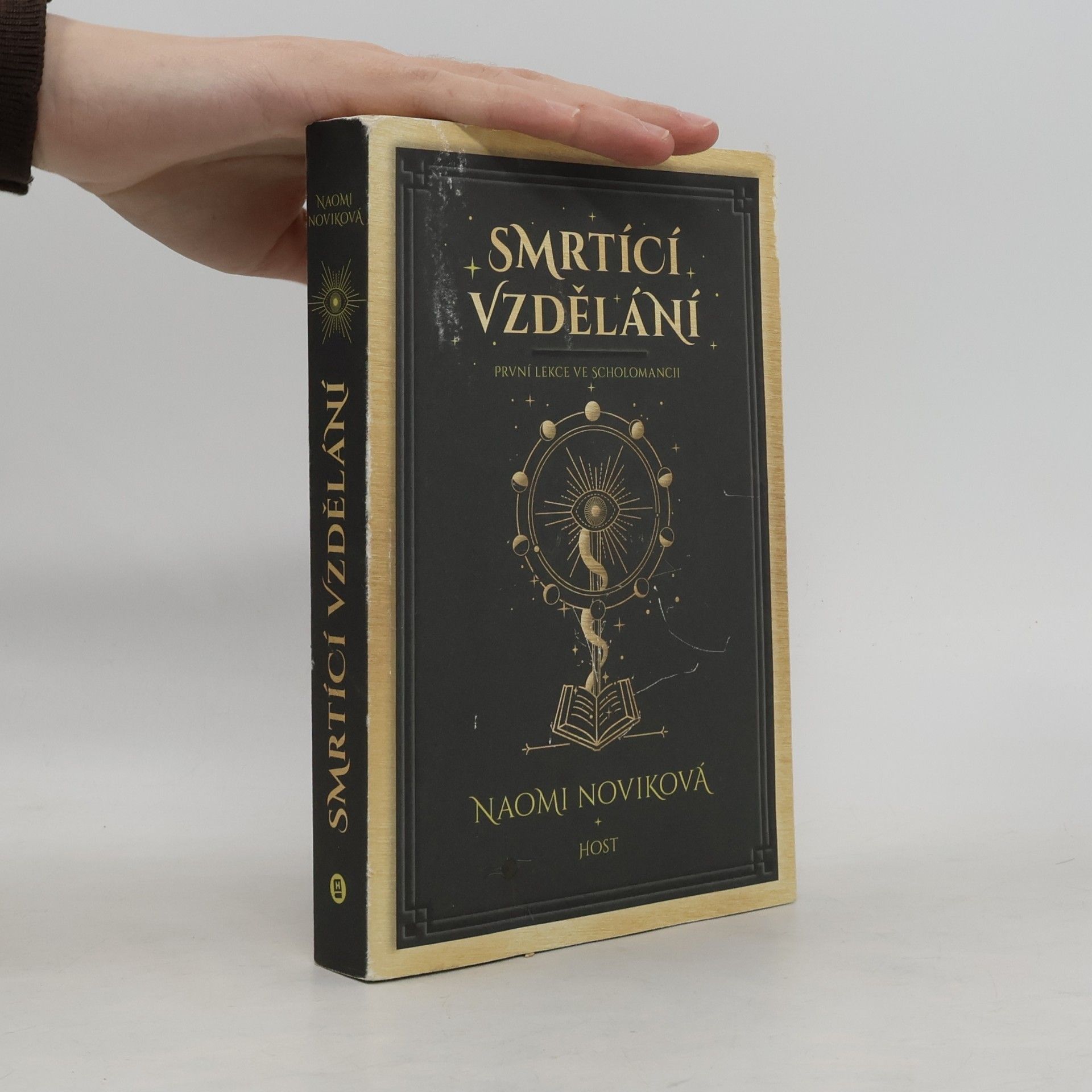 Naomi Novik Smrtící vzdělání. První lekce ve Scholomancii