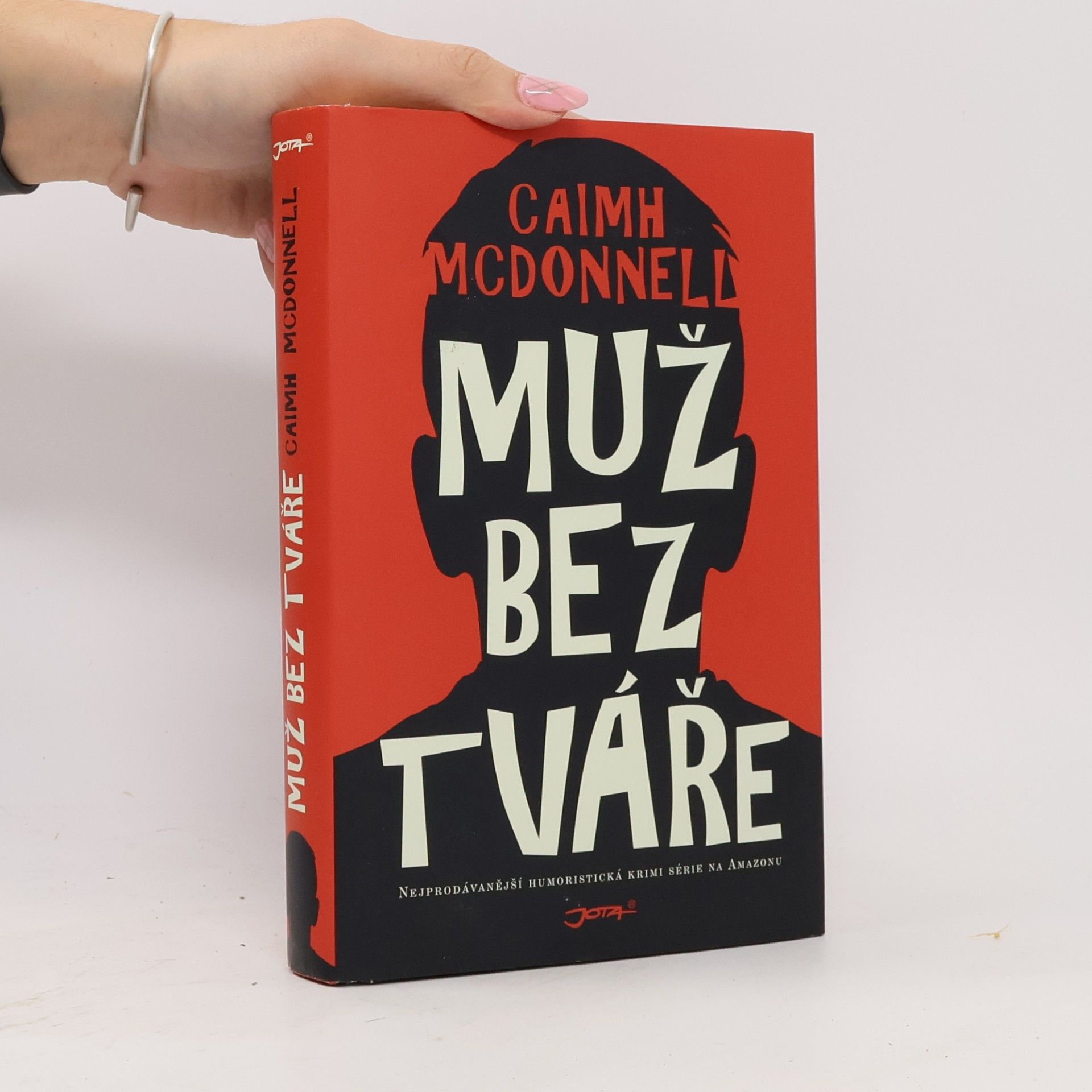 Caimh McDonnell Muž bez tváře
