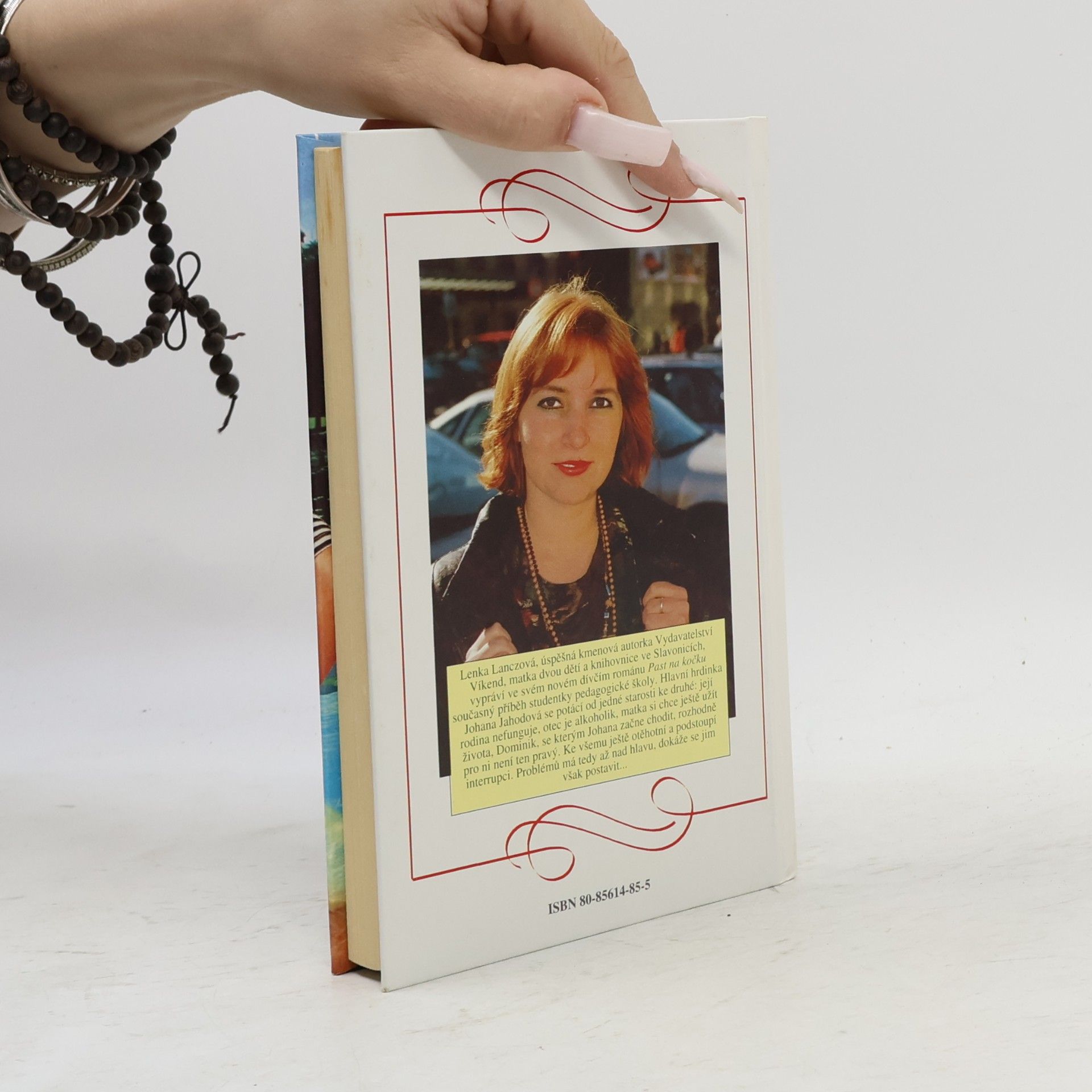 Lenka Lanczová Past na kočku