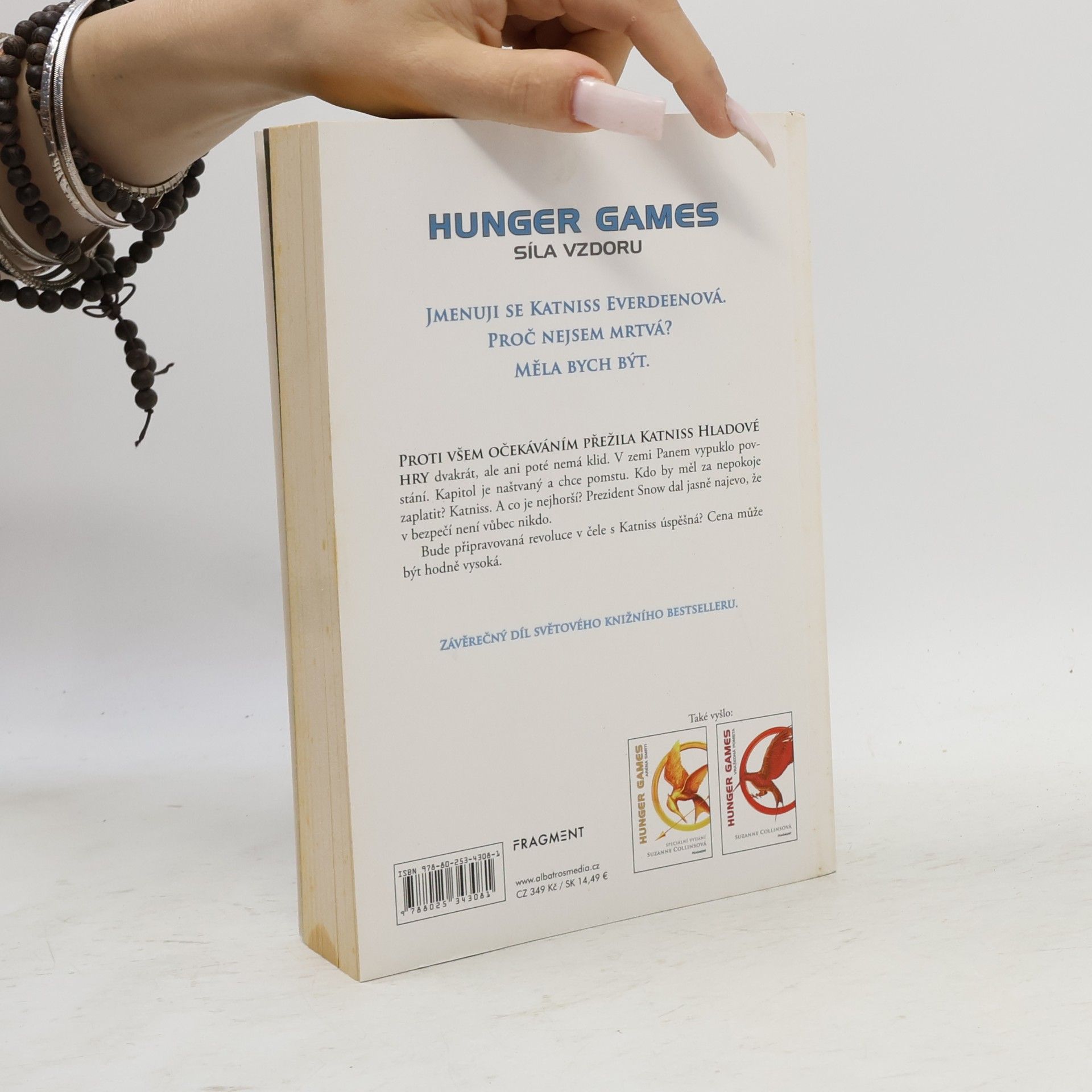 Suzanne Collins Hunger Games. Síla vzdoru