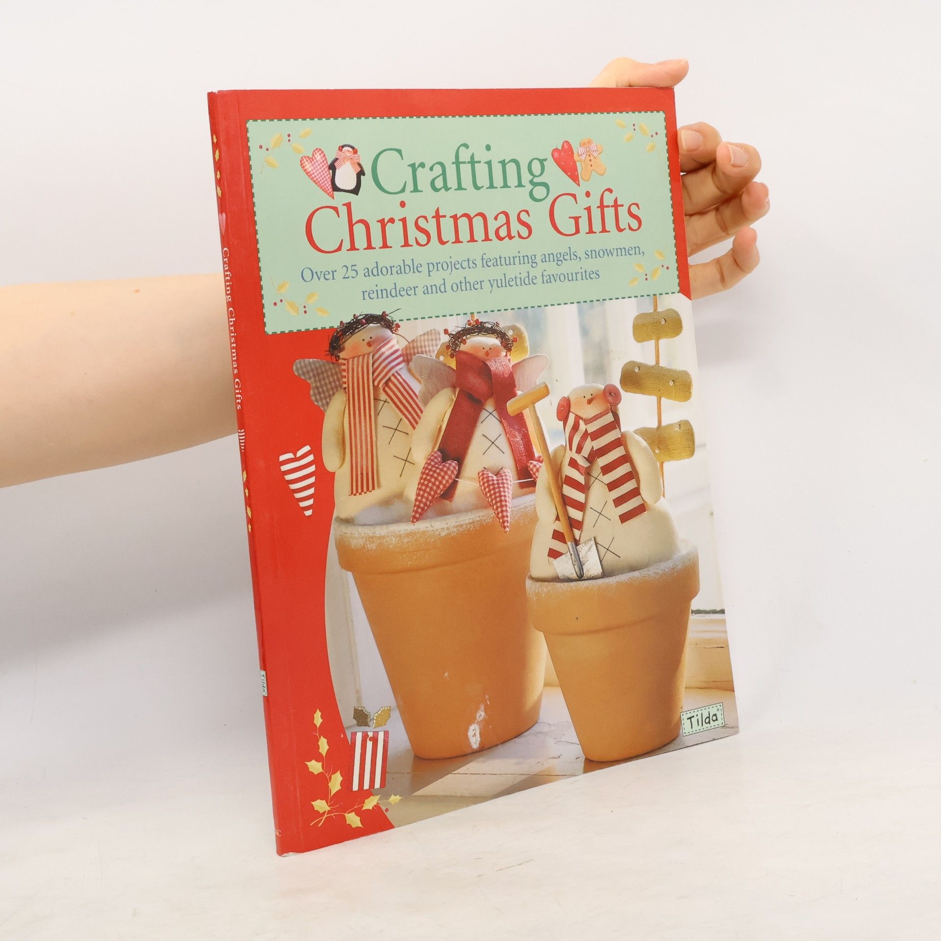 Tone Finnanger Crafting Christmas Gifts