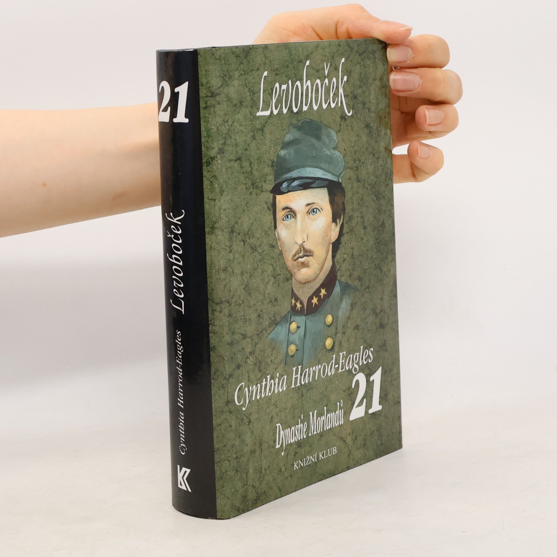 Cynthia Harrod-Eagles Levoboček. Dynastie Morlandů 21