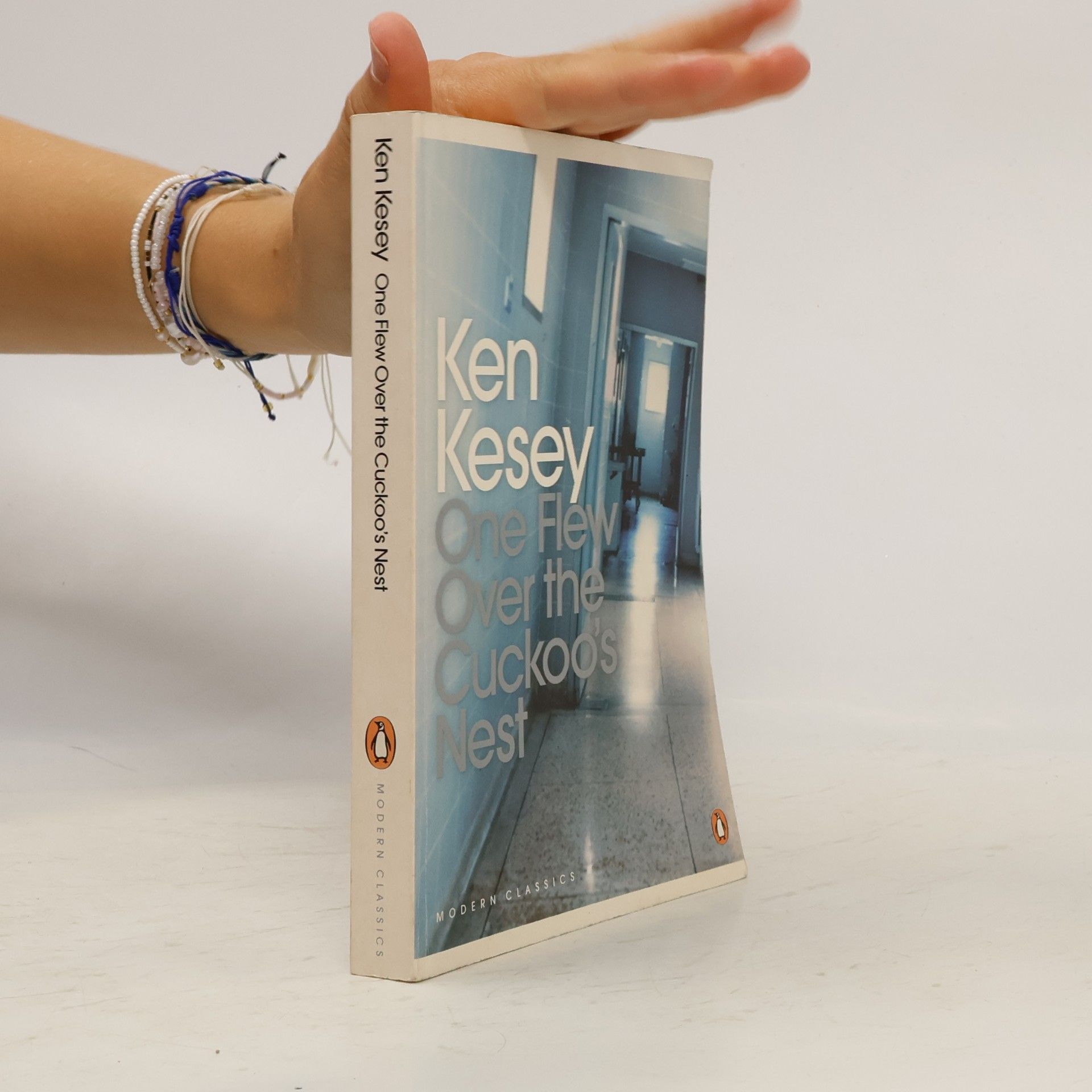 Ken Kesey One flew over the cuckoo's nest