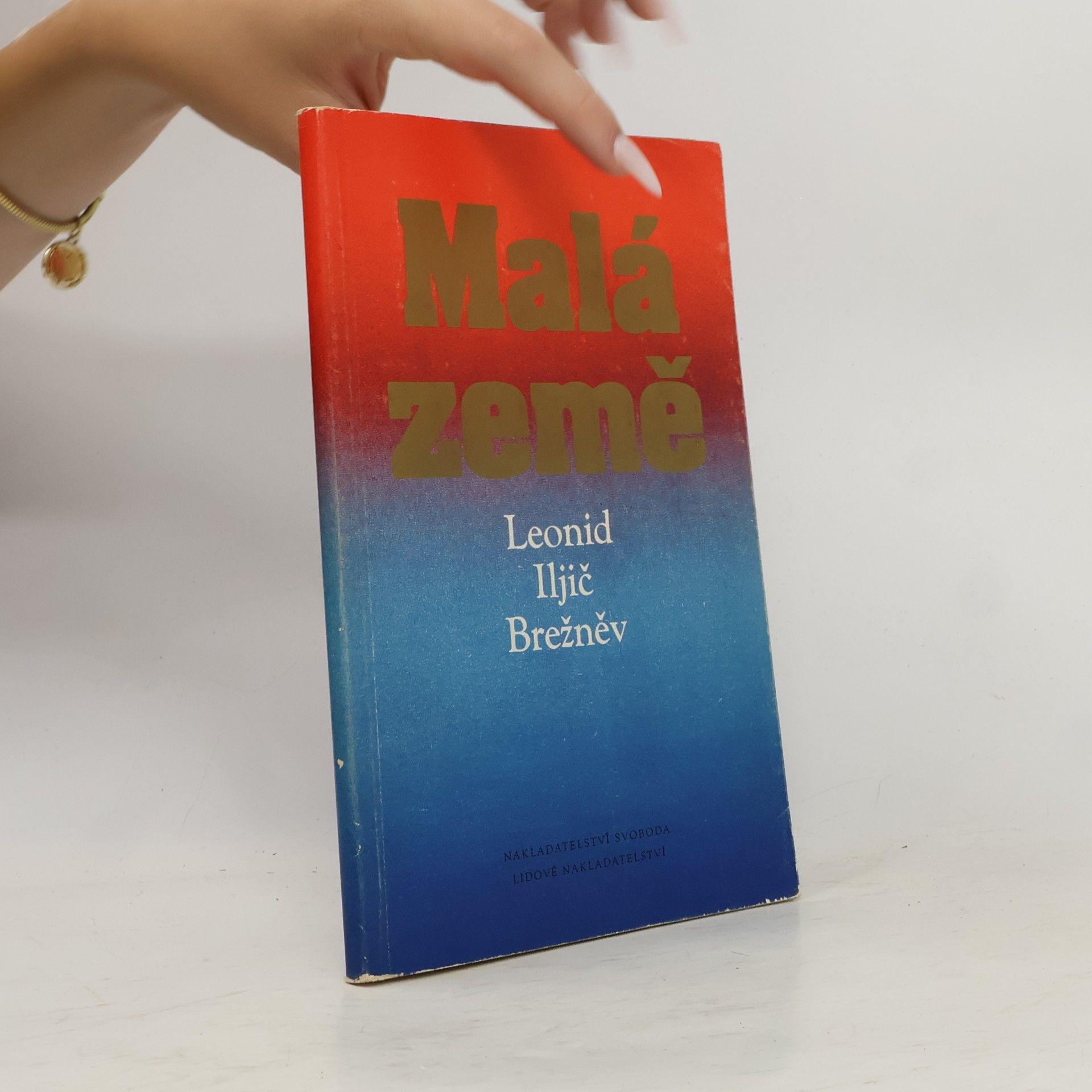 Leonid Iljič Brežněv Malá země