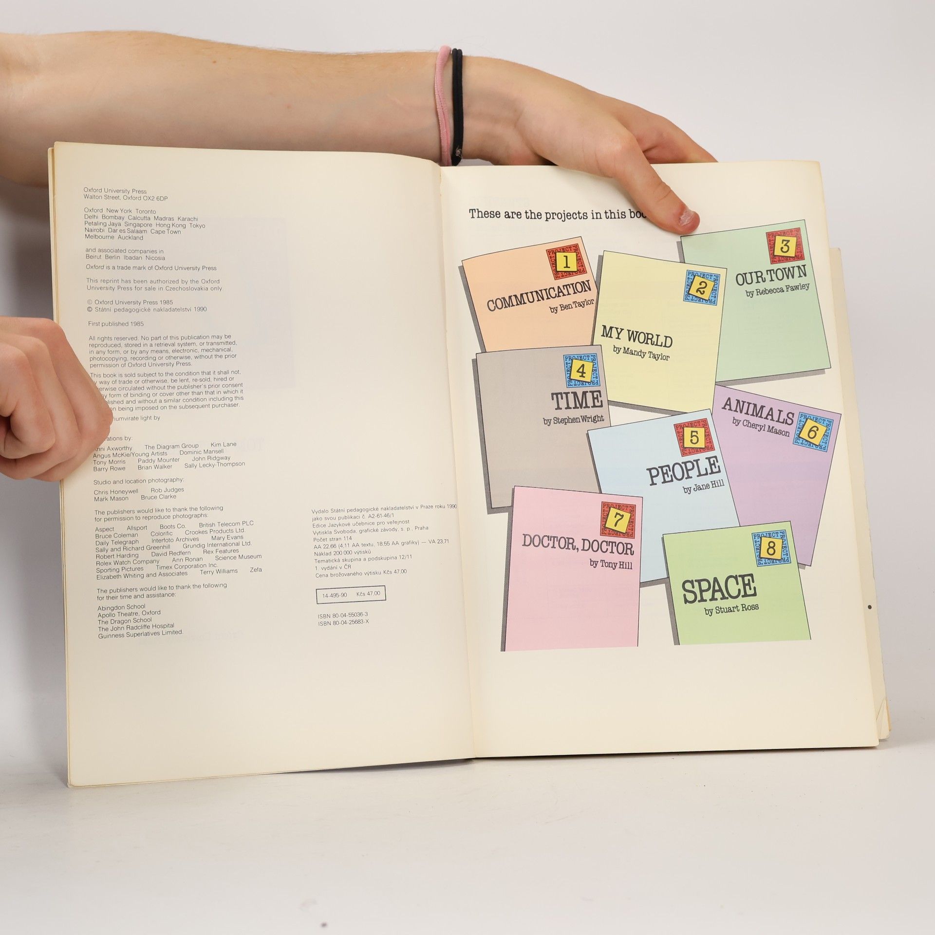 Tom Hutchinson Project English 1. Student's Book