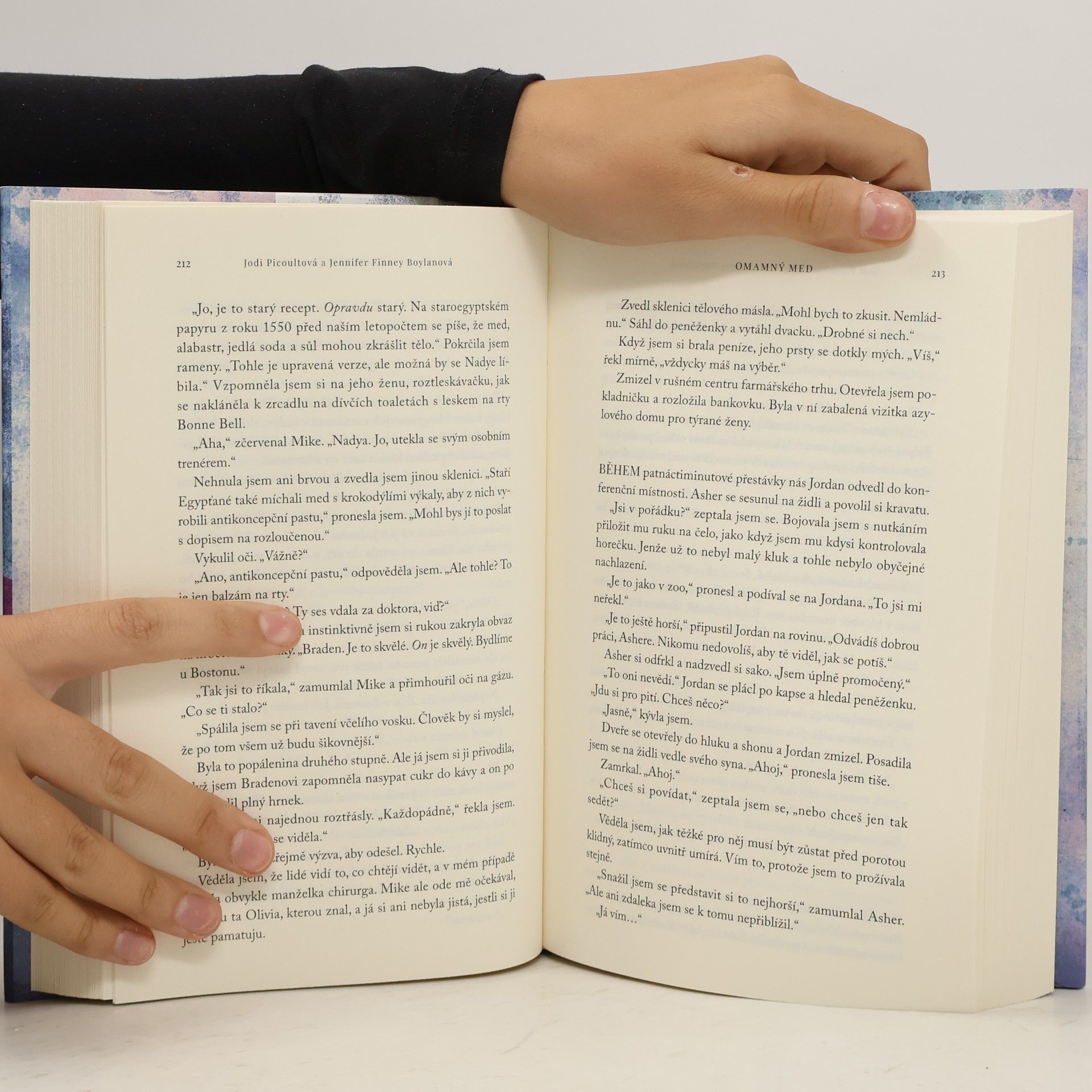Jodi Picoult Omamný med