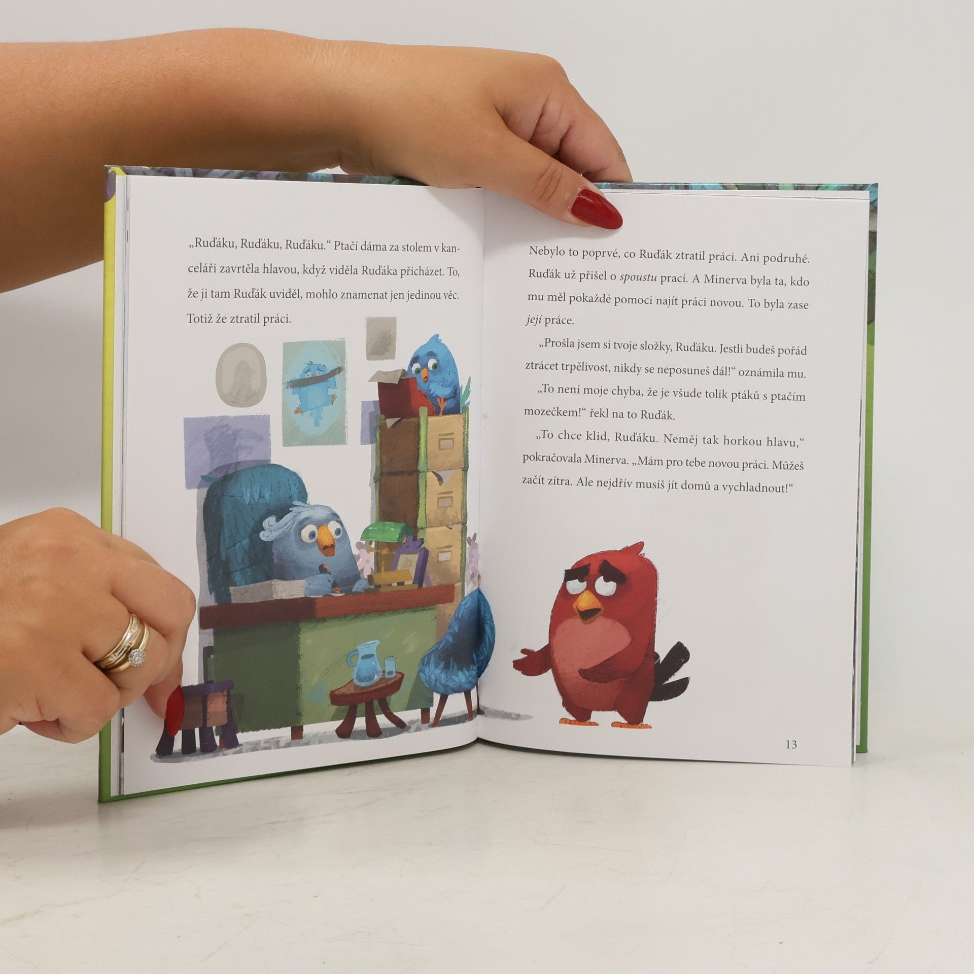 Sarah Stephens Angry Birds ve filmu. Vidět rudě