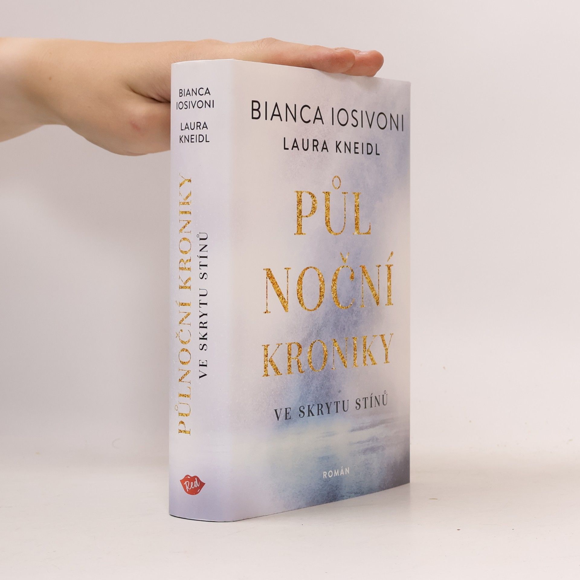 Bianca Iosivoni Ve skrytu stínů