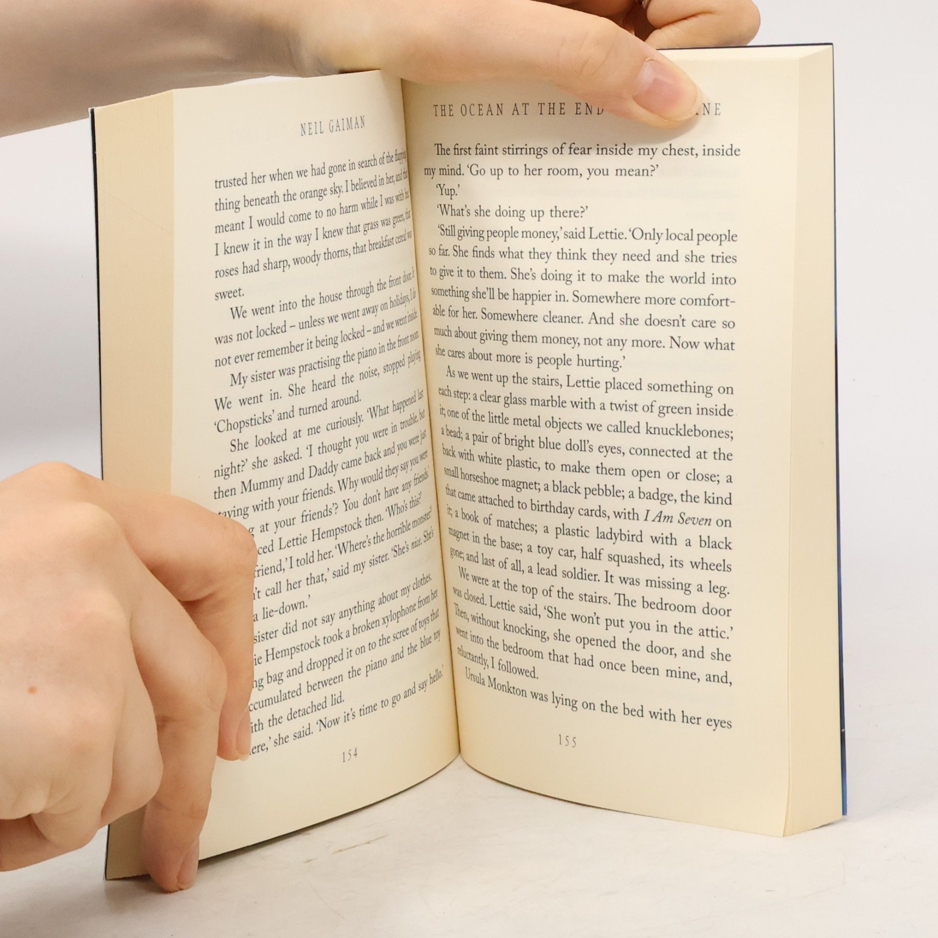 Neil Gaiman The Ocean at the End of the Lane