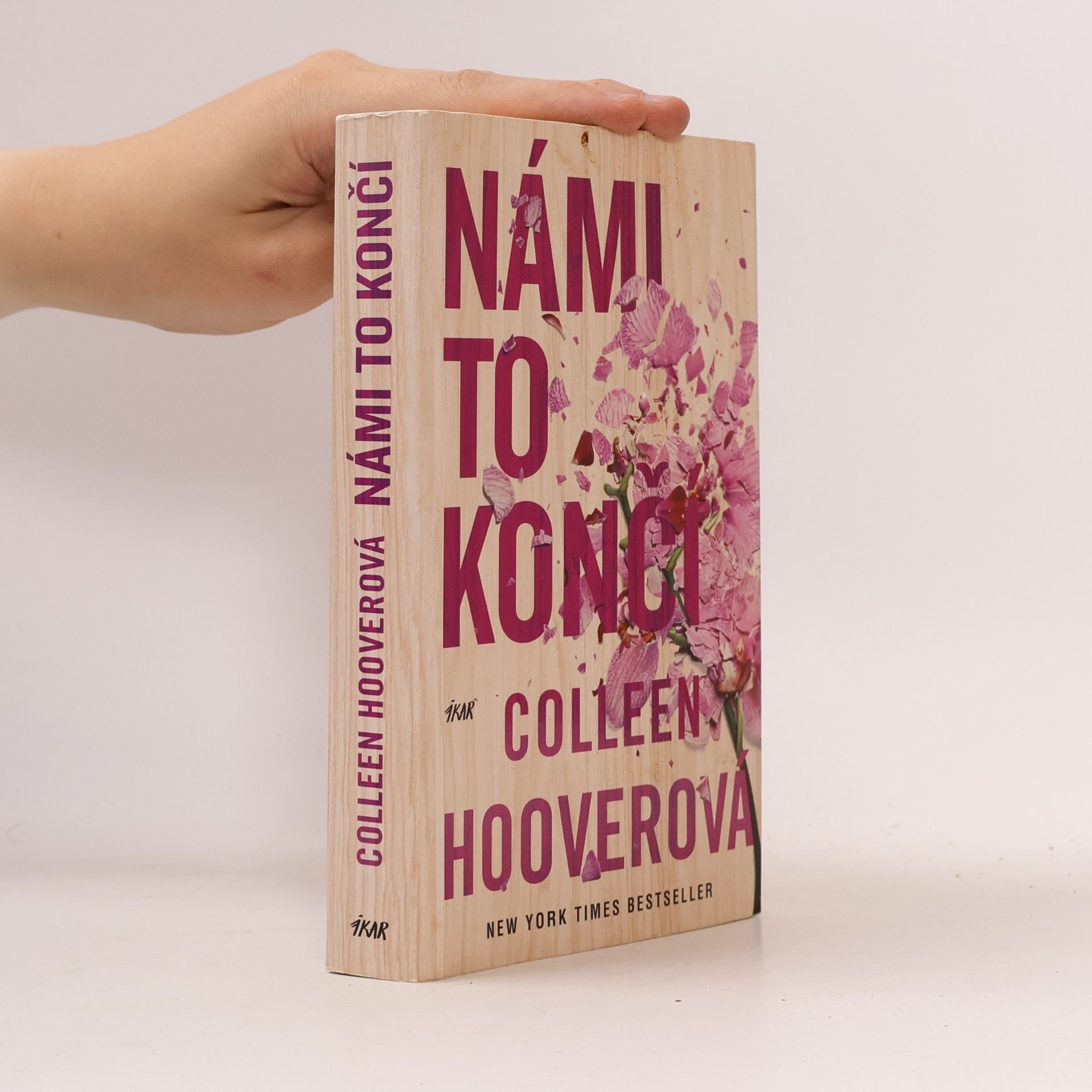 Colleen Hoover Námi to končí