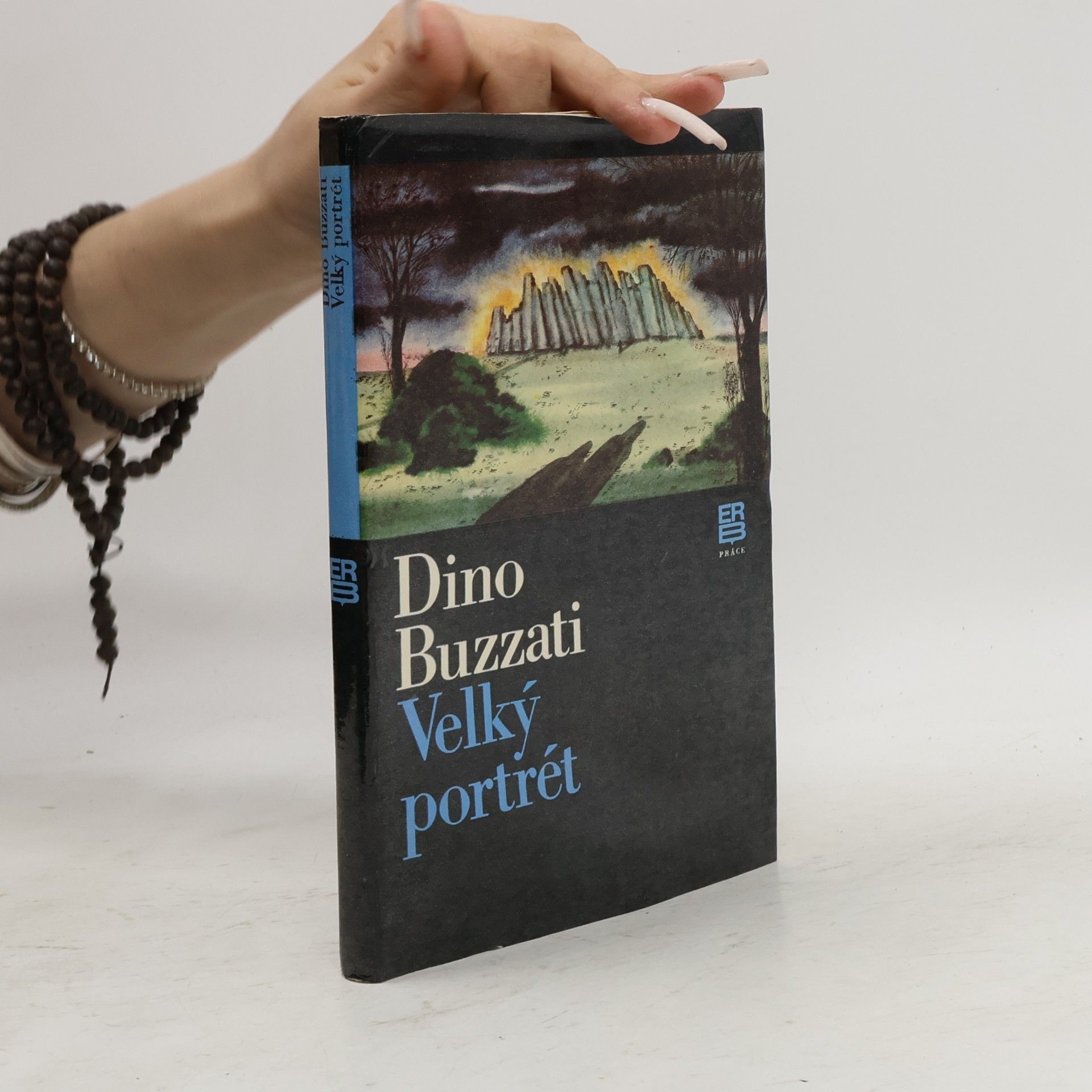 Dino Buzzati Velký portrét