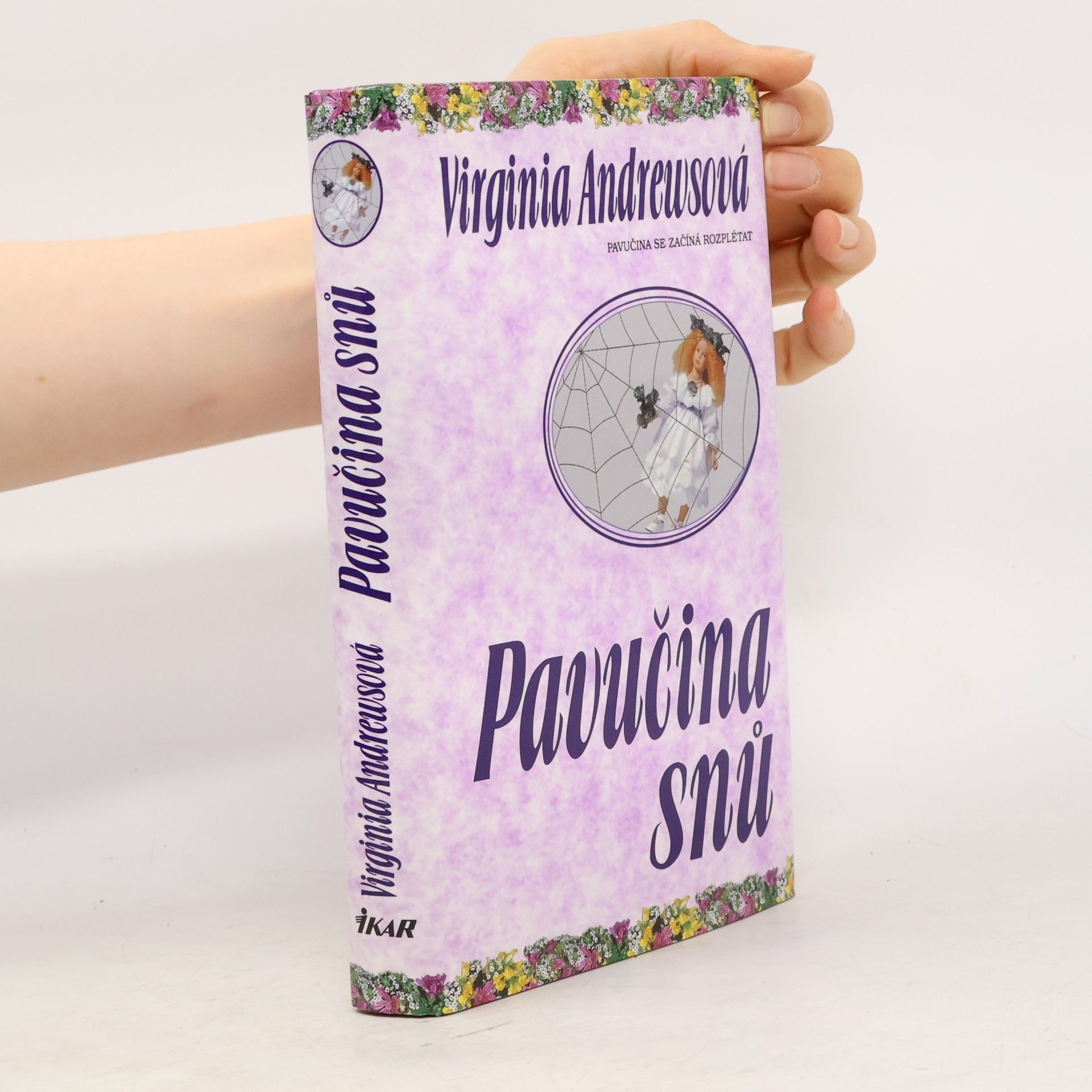 V. C. Andrews Pavučina snů