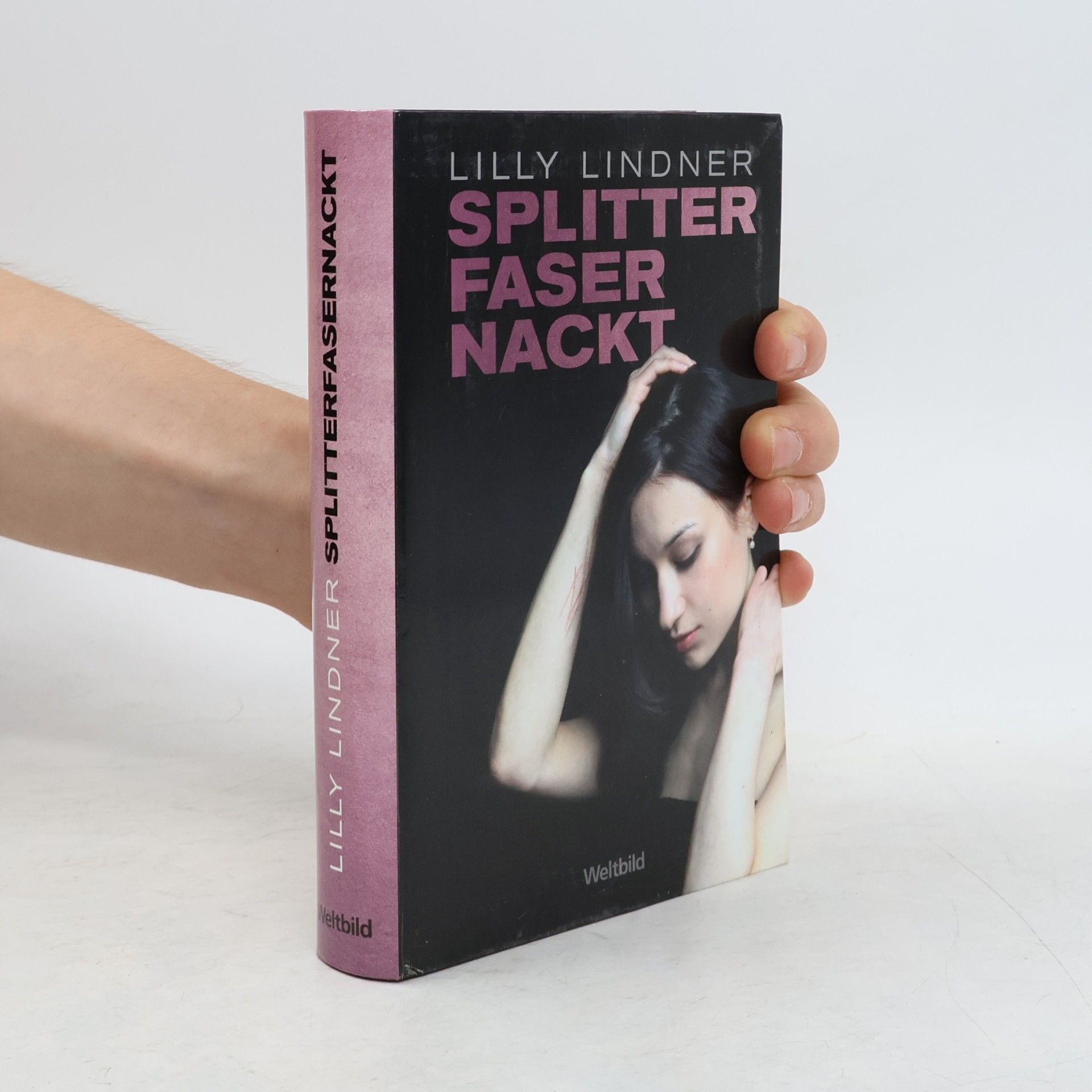 Lilly Lindner Splitterfasernackt