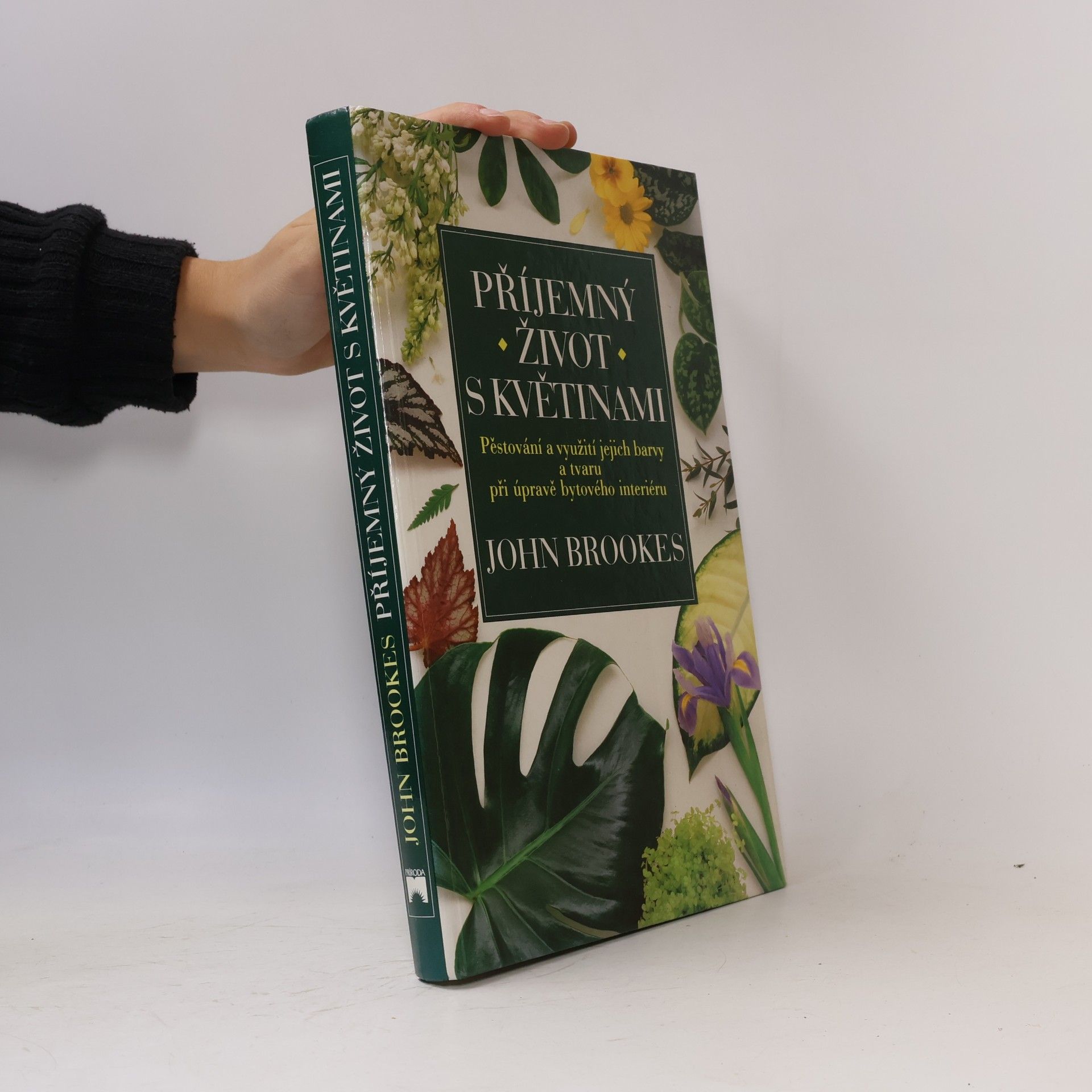 John Brookes Příjemný život s květinami