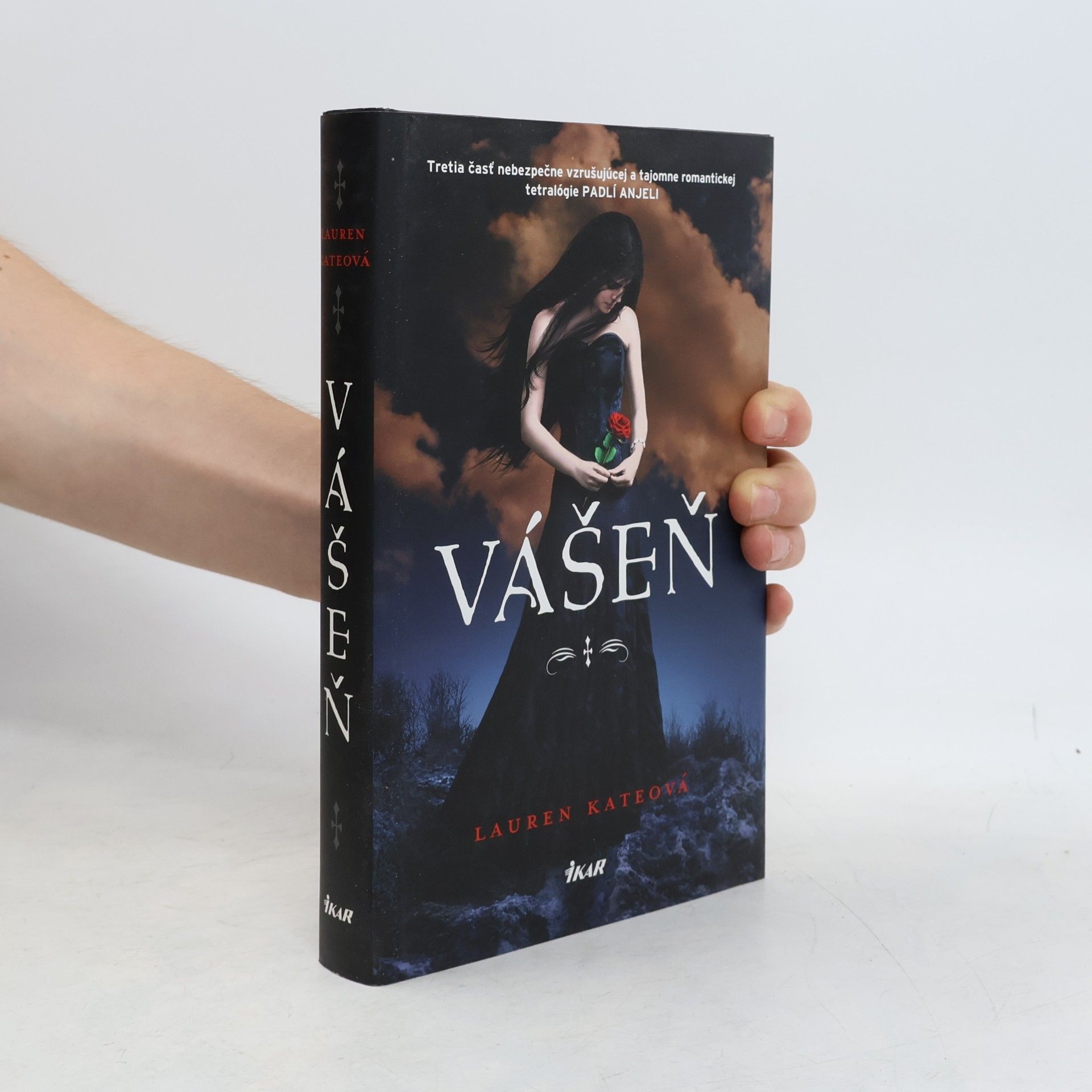 Lauren Kate Vášeň