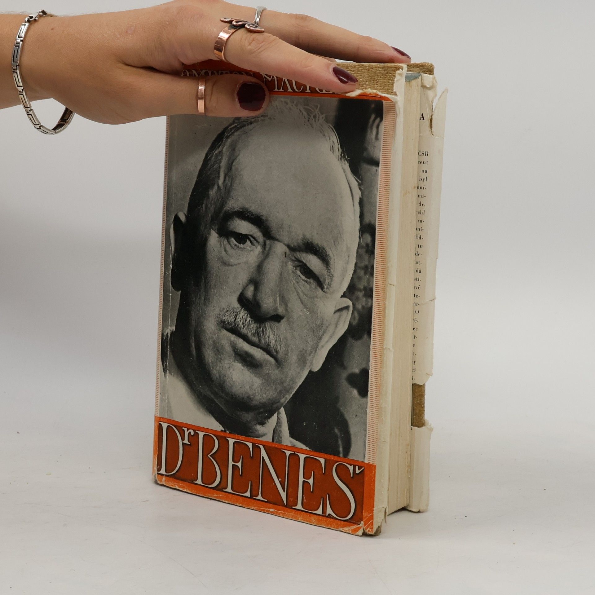 Compton Mackenzie Dr Beneš