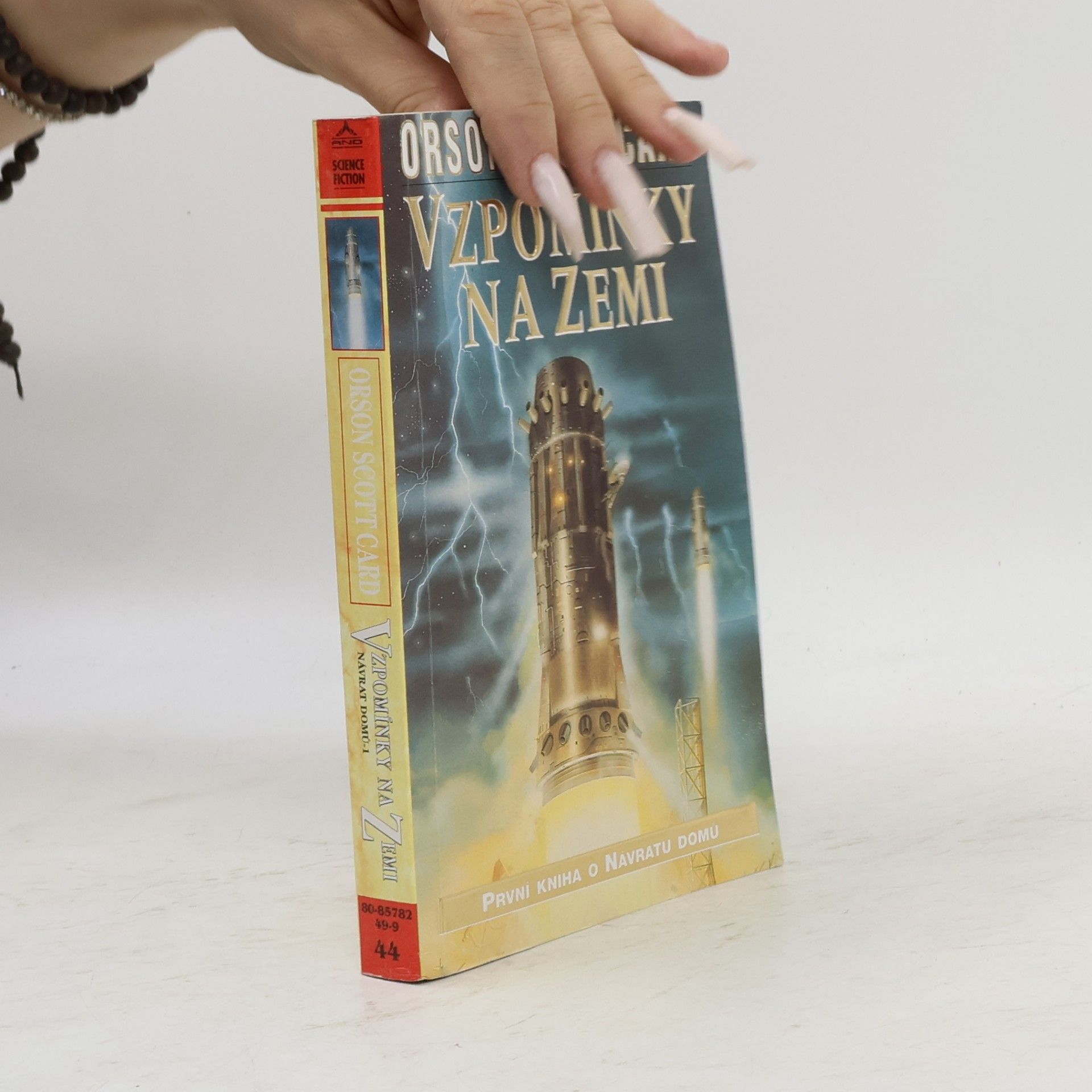 Orson Scott Card Vzpomínky na Zemi