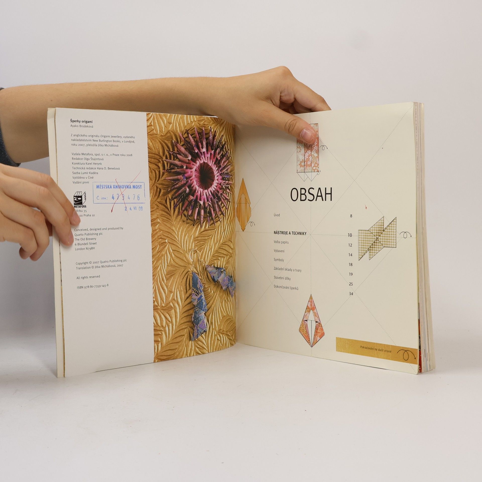 Ayako Brodek Šperky origami : přes 40 osobitých návrhů - stačí jen složit a nosit