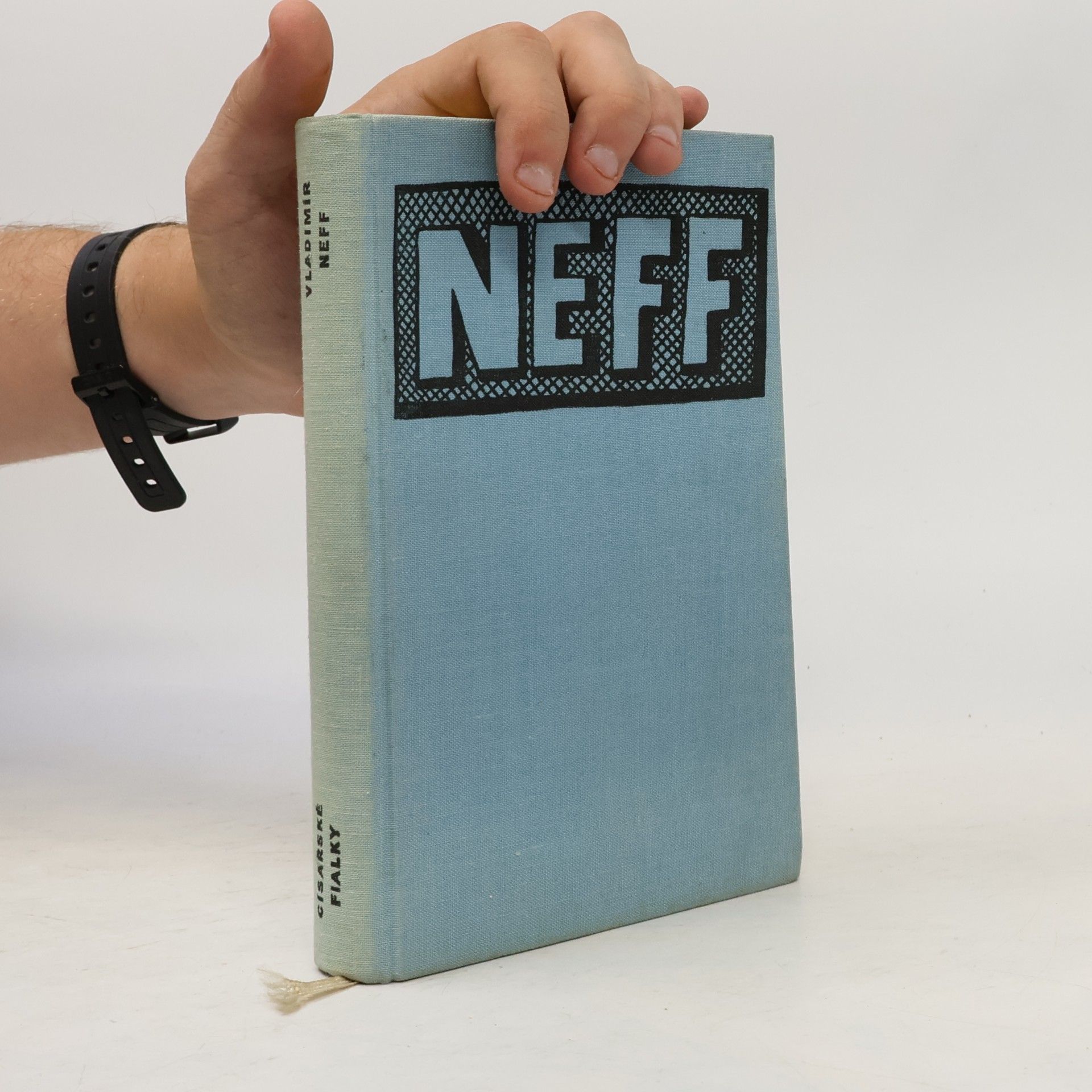 Vladimír Neff Císařské fialky