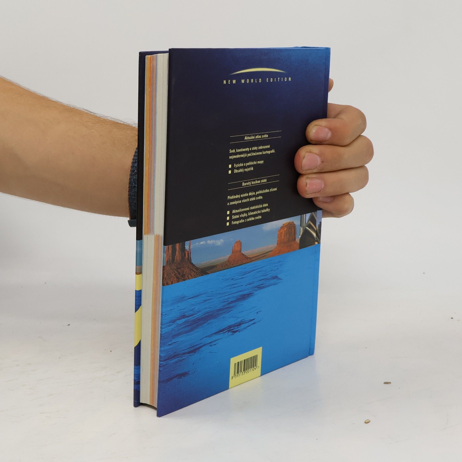 Autorenkollektiv Kapesní atlas světa. S lexikonem států