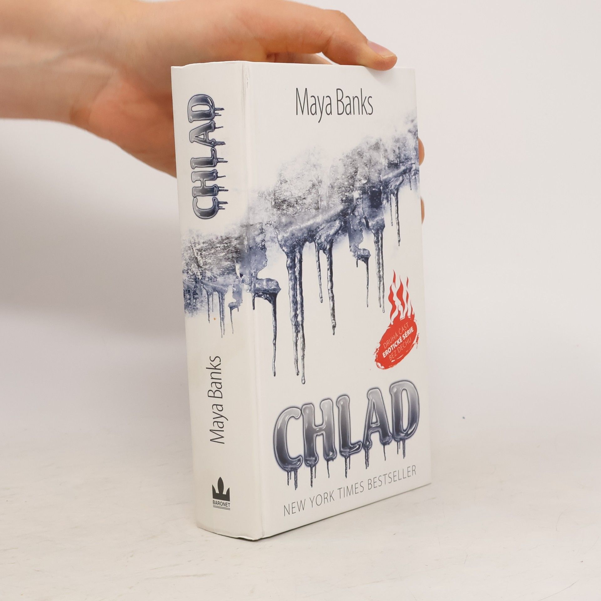 Maya Banks Chlad. Druhá část série Bez dechu