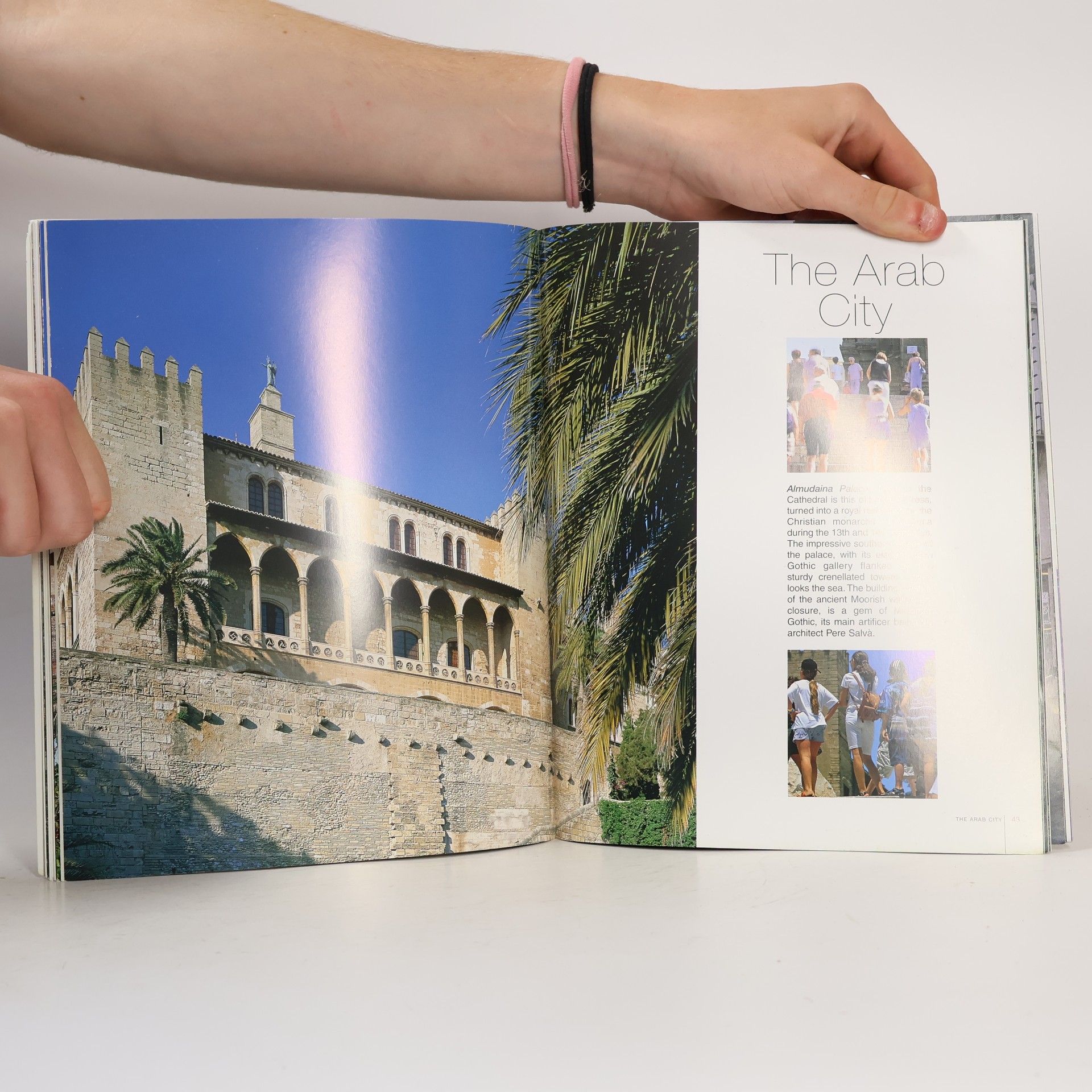 Thema Equipo Editorial Palma de Mallorca/inglés