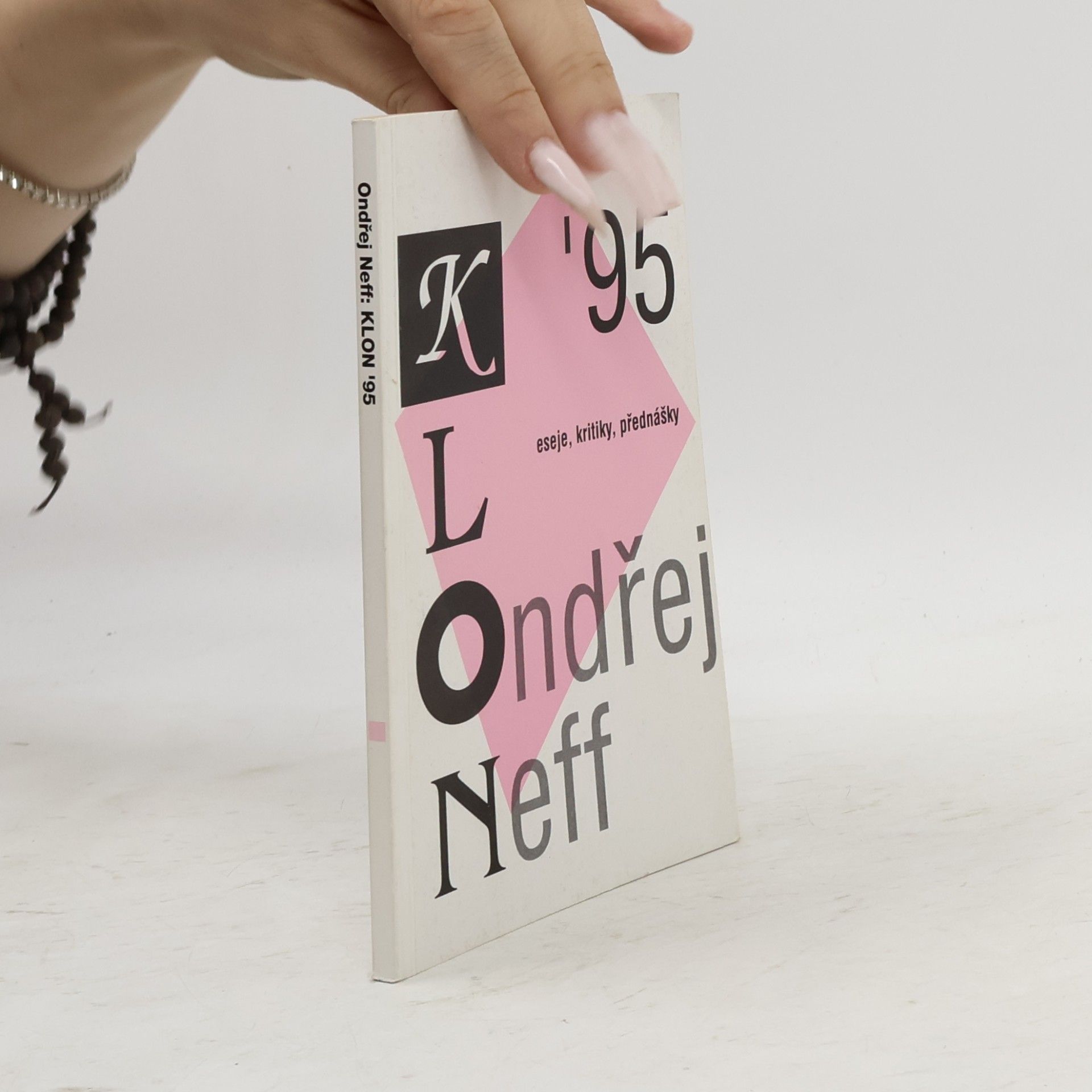 Ondřej Neff Klon '95. Recenze, kritiky, eseje