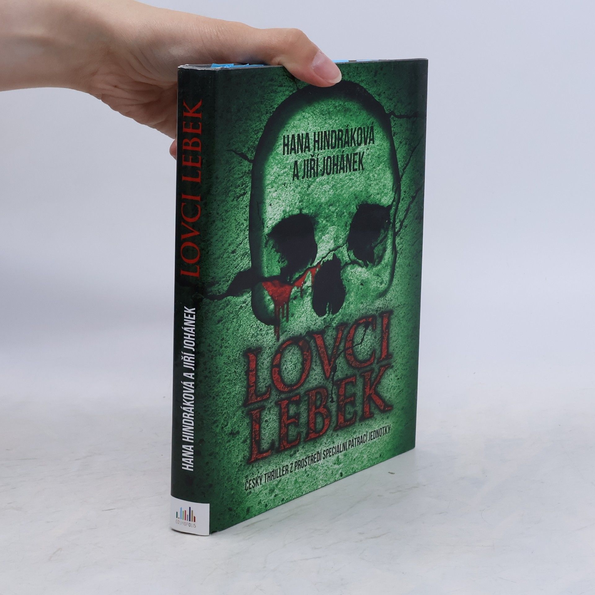 Jiří Johánek Lovci lebek : český thriller z prostředí speciální pátrací jednotky
